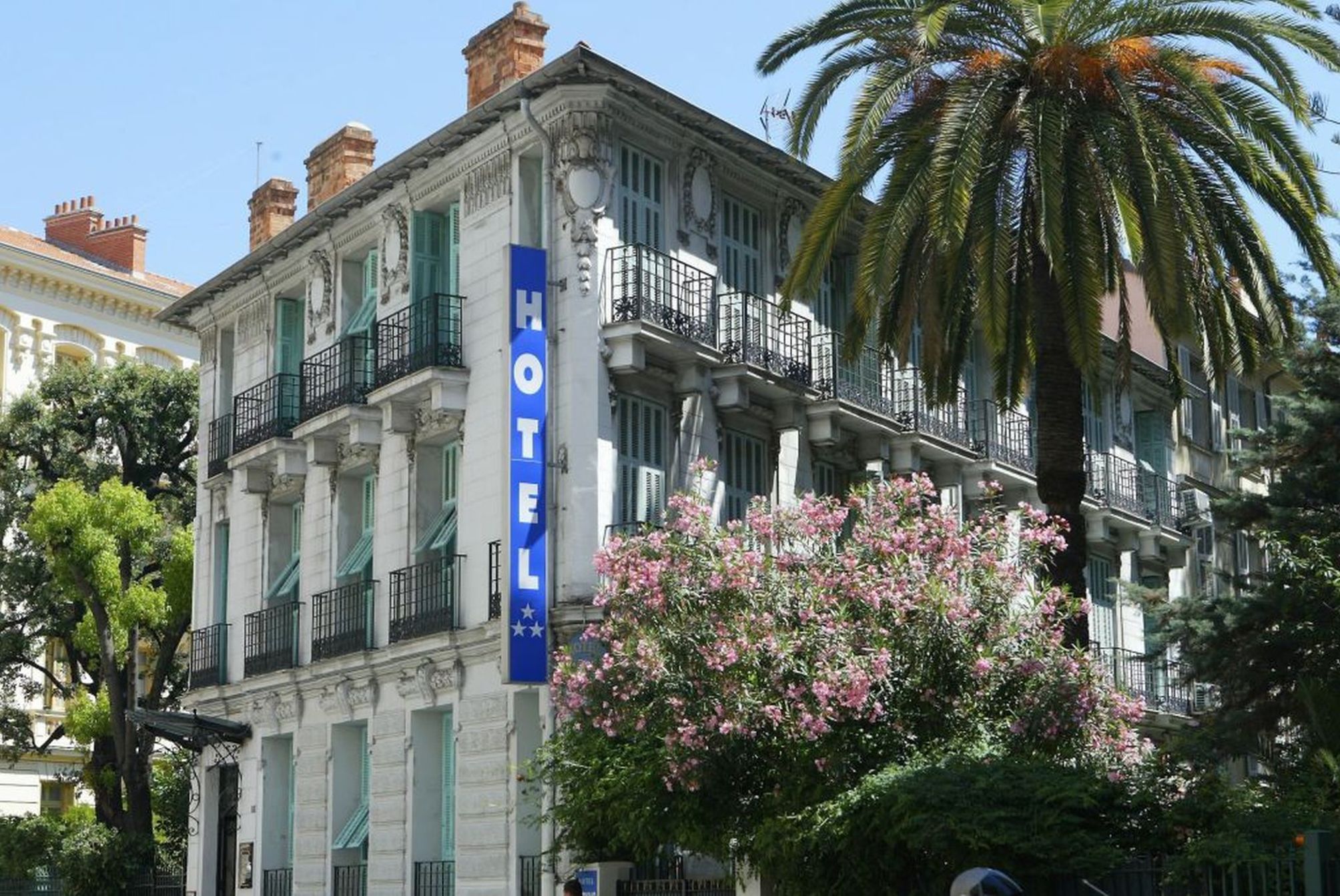 

Milano - Costa Azzurra, Mare Francia - Hotel Villa Rivoli