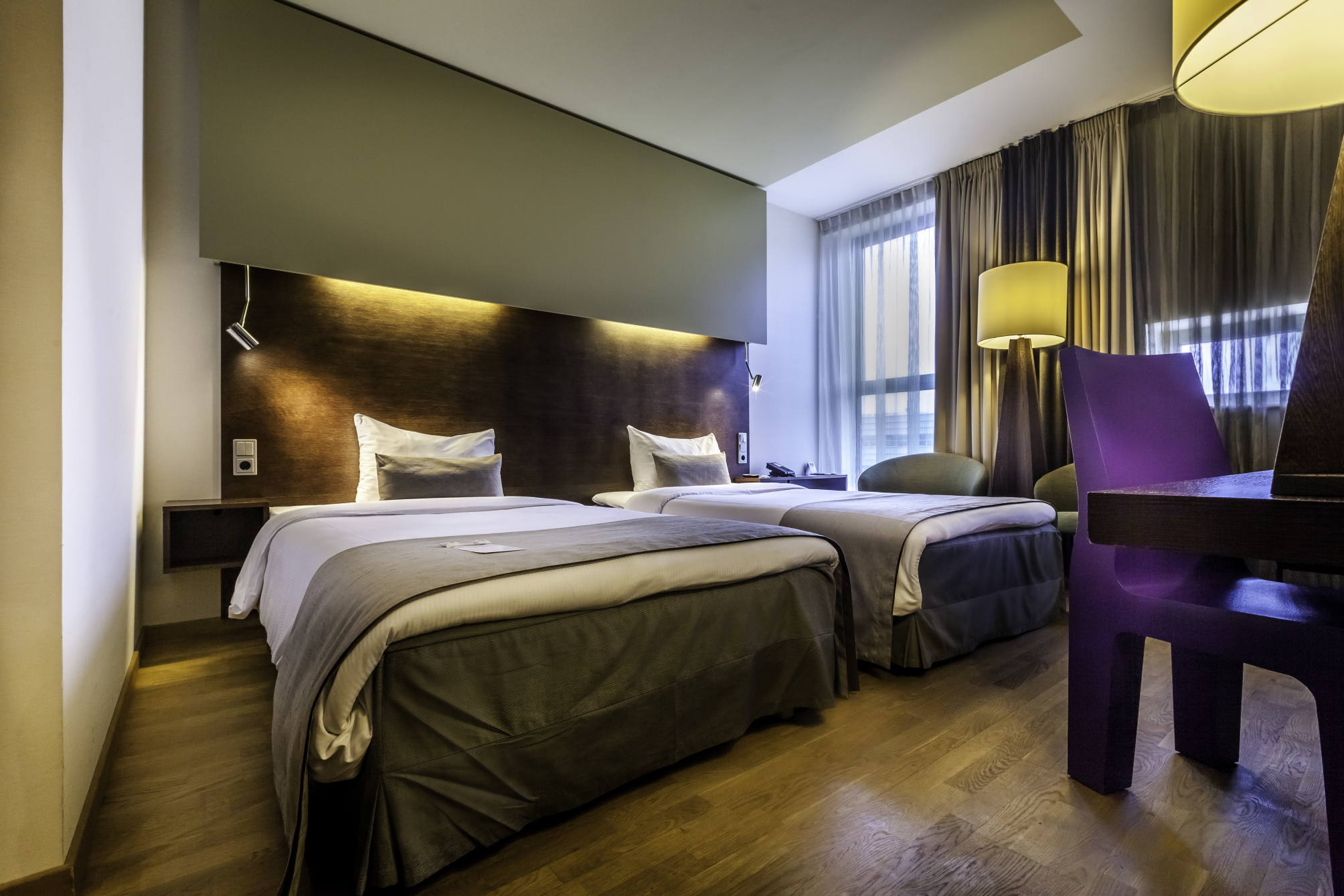 

Milano - Zwanenburg - Hotel Artemis Amsterdam