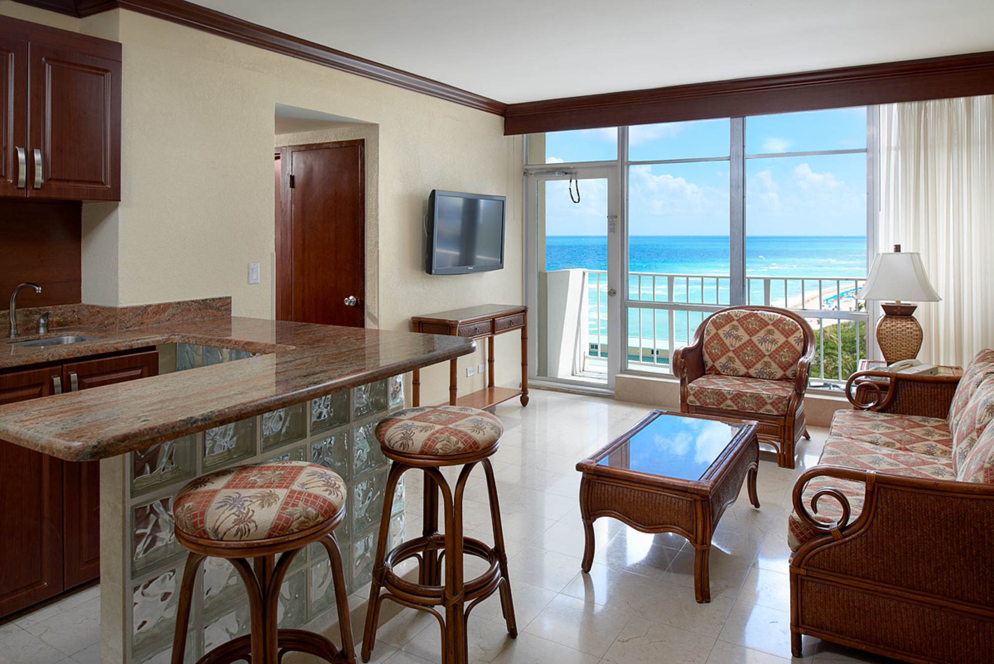 

Milano - Sunny Isles Beach - Newport Beachside Hotel And Resort