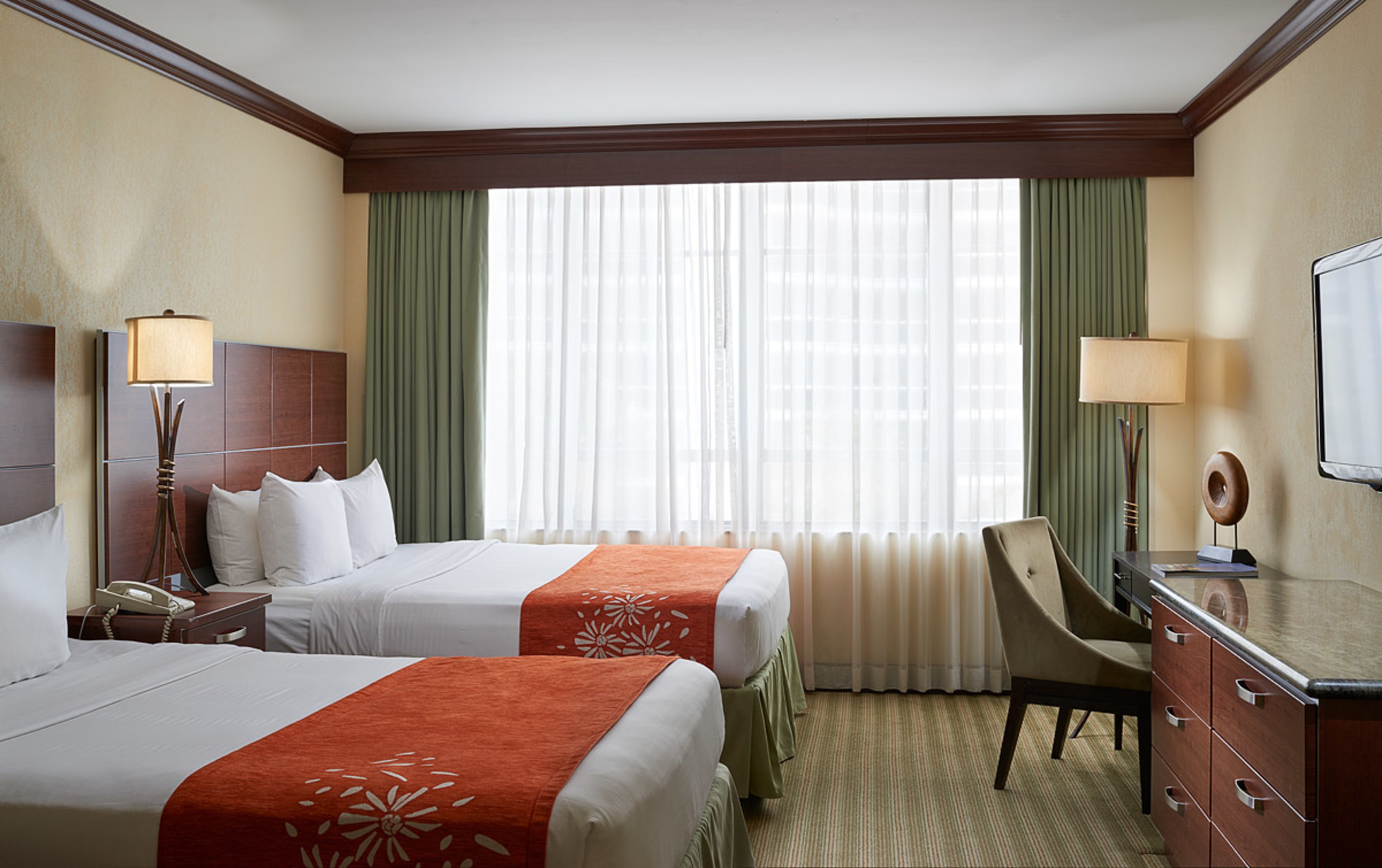 

Milano - Sunny Isles Beach - Newport Beachside Hotel And Resort