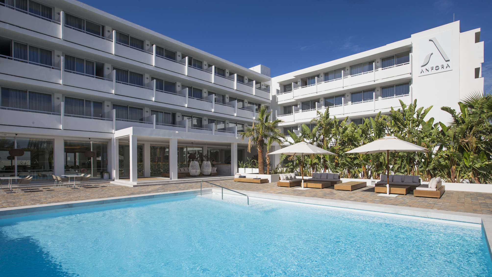 

Verona - Cala Llonga - Anfora Ibiza