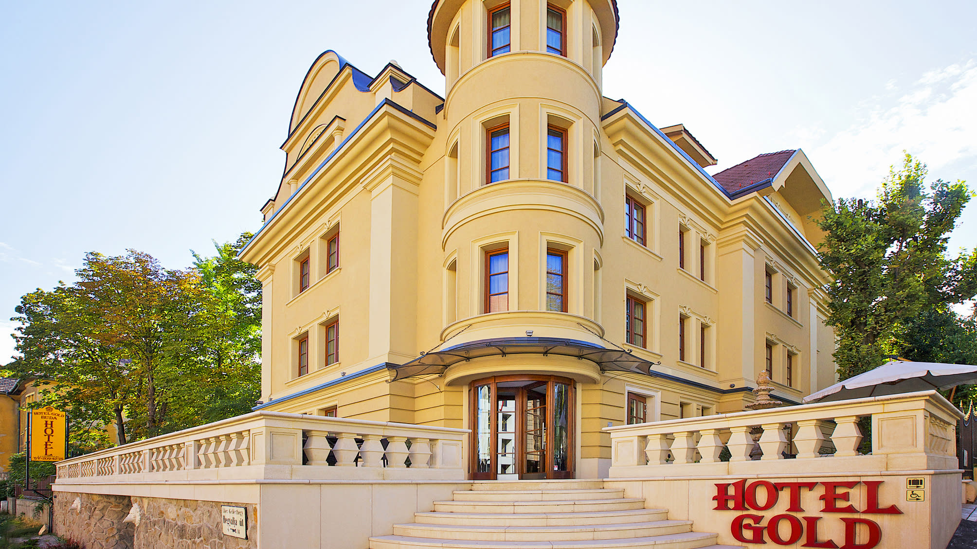 

Salerno - Budapest - Gold Hotel Budapest
