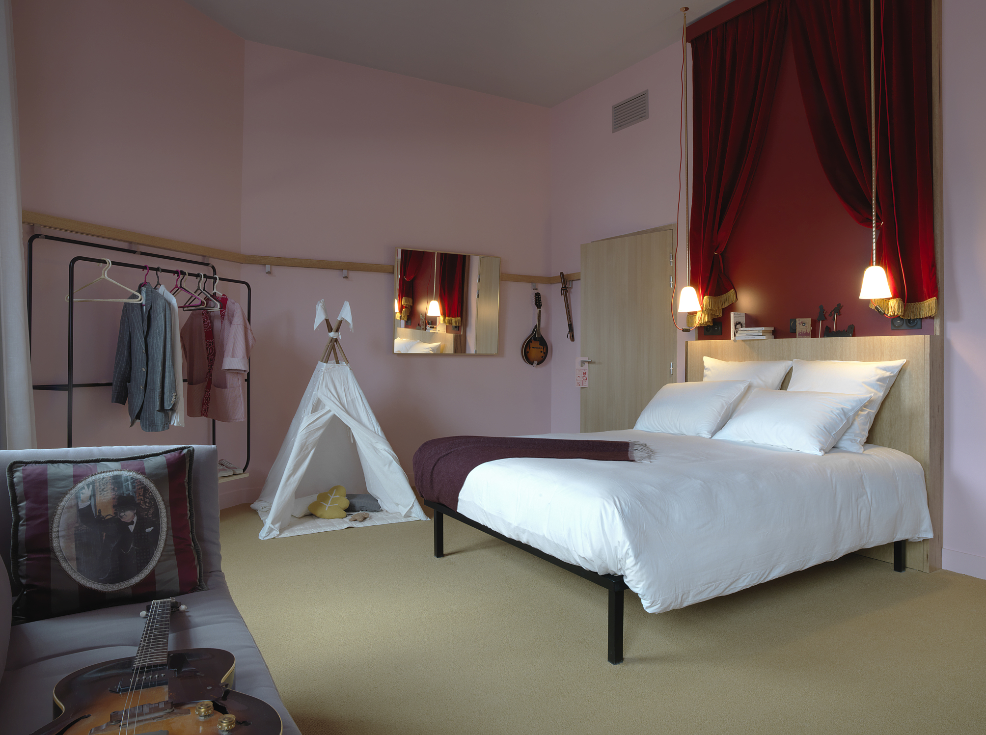 

Milano - Clichy - MOB HOTEL Paris Les Puces