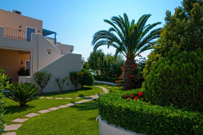 

Cagliari - Kalyves - Papadakis Apartments