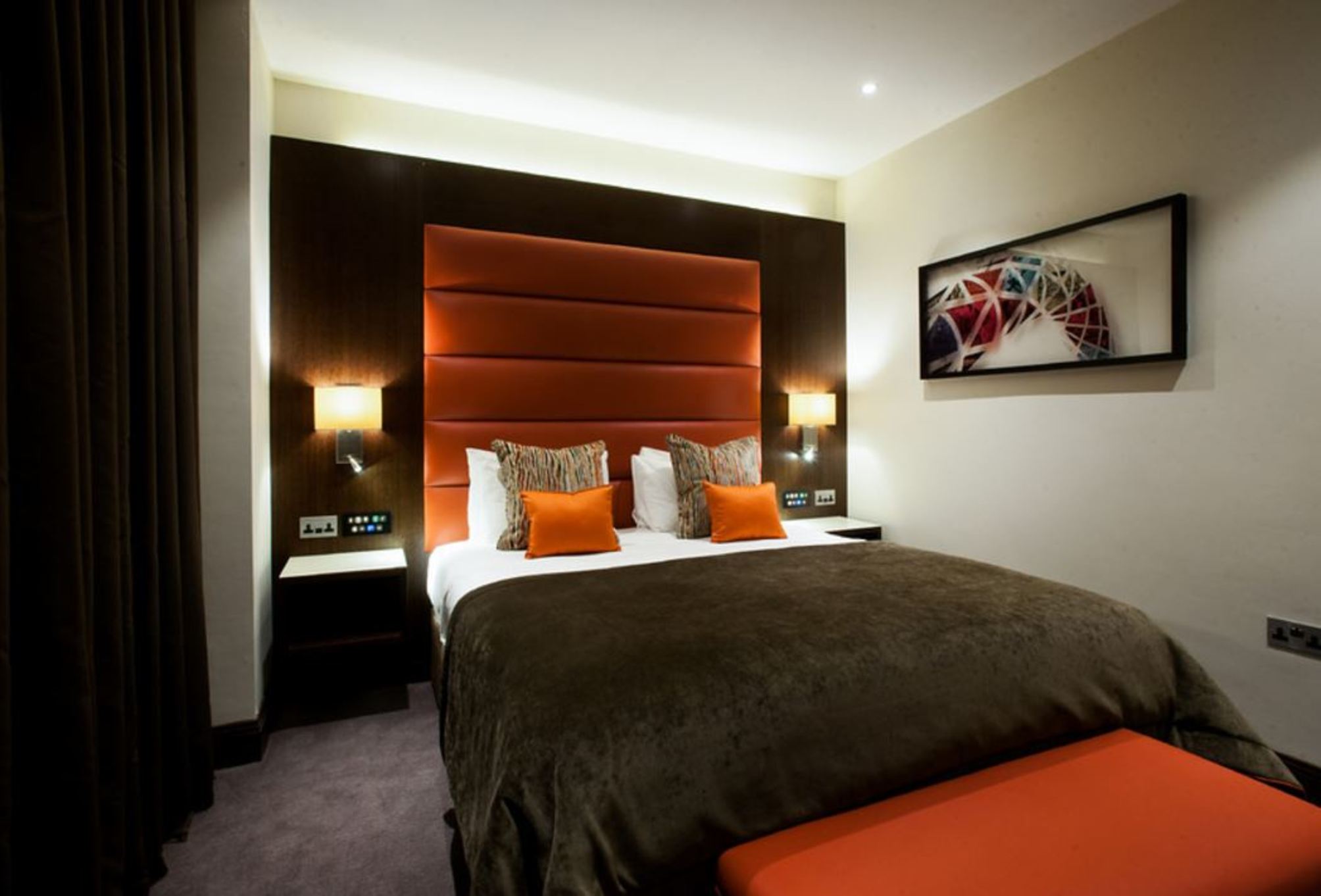 

Milano - Edgware - St George's Hotel - Wembley