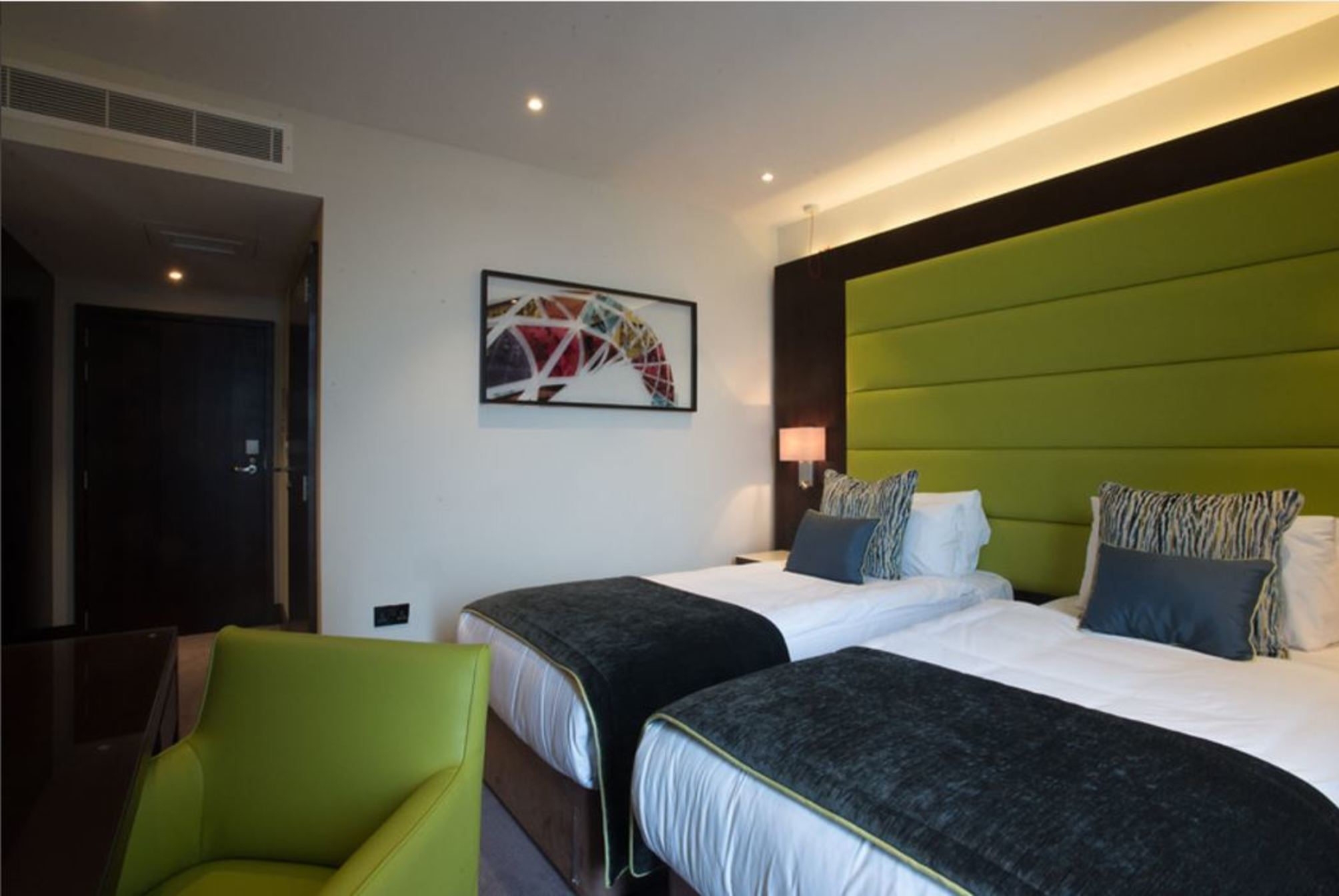 

Venezia - Southall - St George's Hotel - Wembley