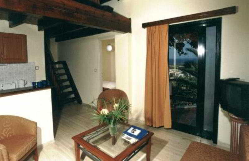 

Venezia - Rapanianá - Antilia Apartments