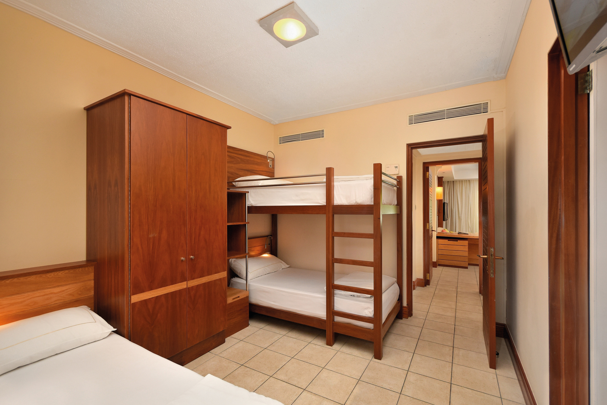 

Bologna - Union Vale - Shandrani Beachcomber Resort & Spa