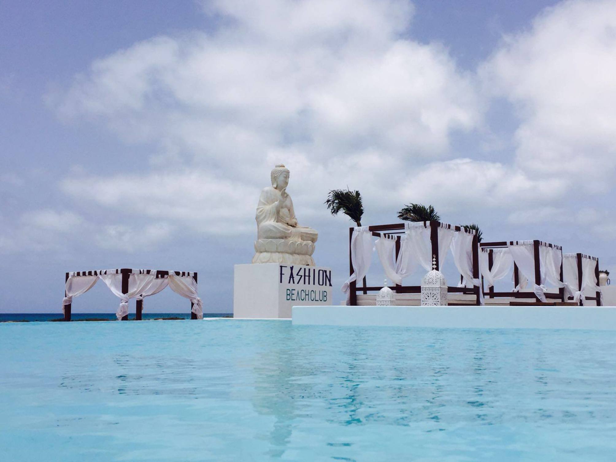 

Roma - Isola di Sal, Capo Verde - LIVVO Budha Beach Hotel