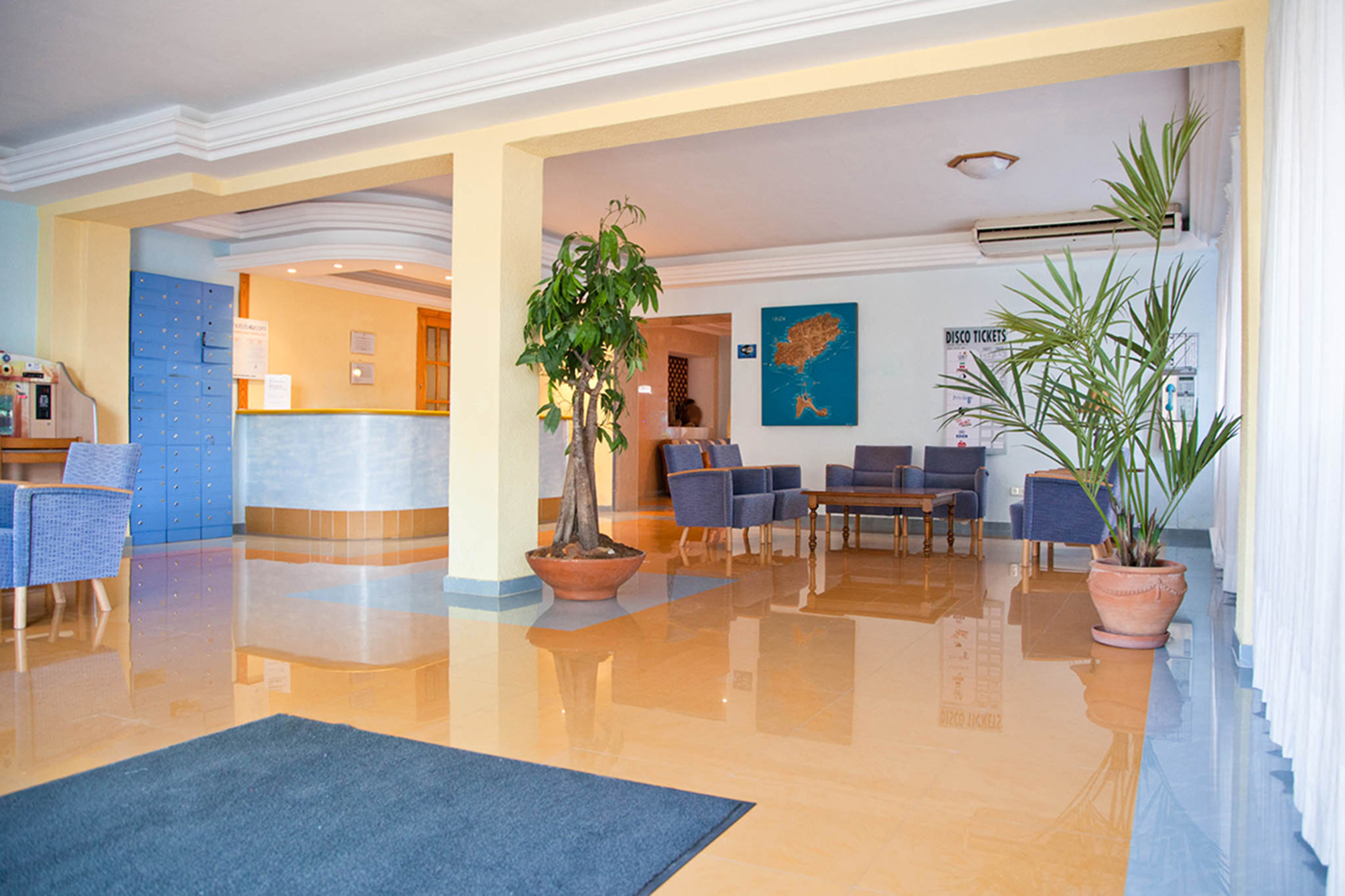 

Palermo - San Antonio de Portmany, Ibiza - Hotel Vibra Marco Polo II
