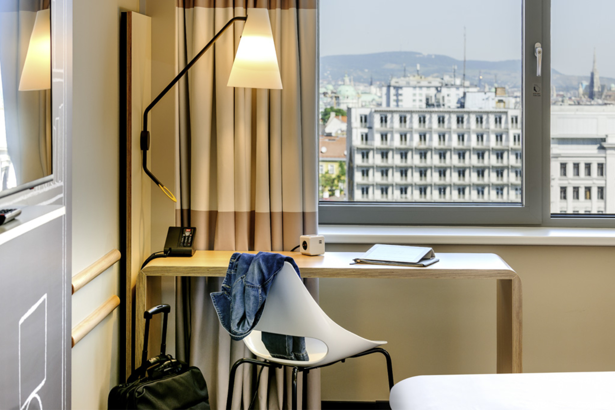 

Bari - Vienna, Aeroporto Internazionale di Vienna - ibis Wien Hauptbahnhof