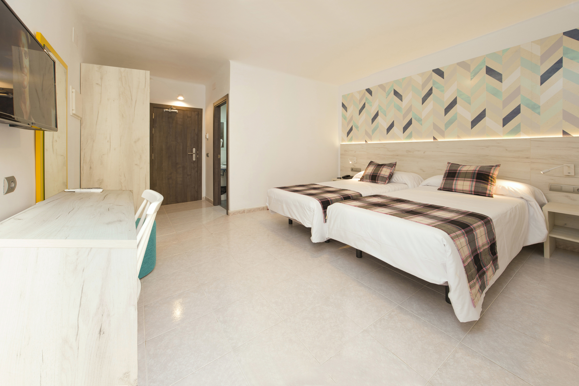 

Bari - Playa d'en Bossa, Ibiza - Hotel Vibra Lei Ibiza