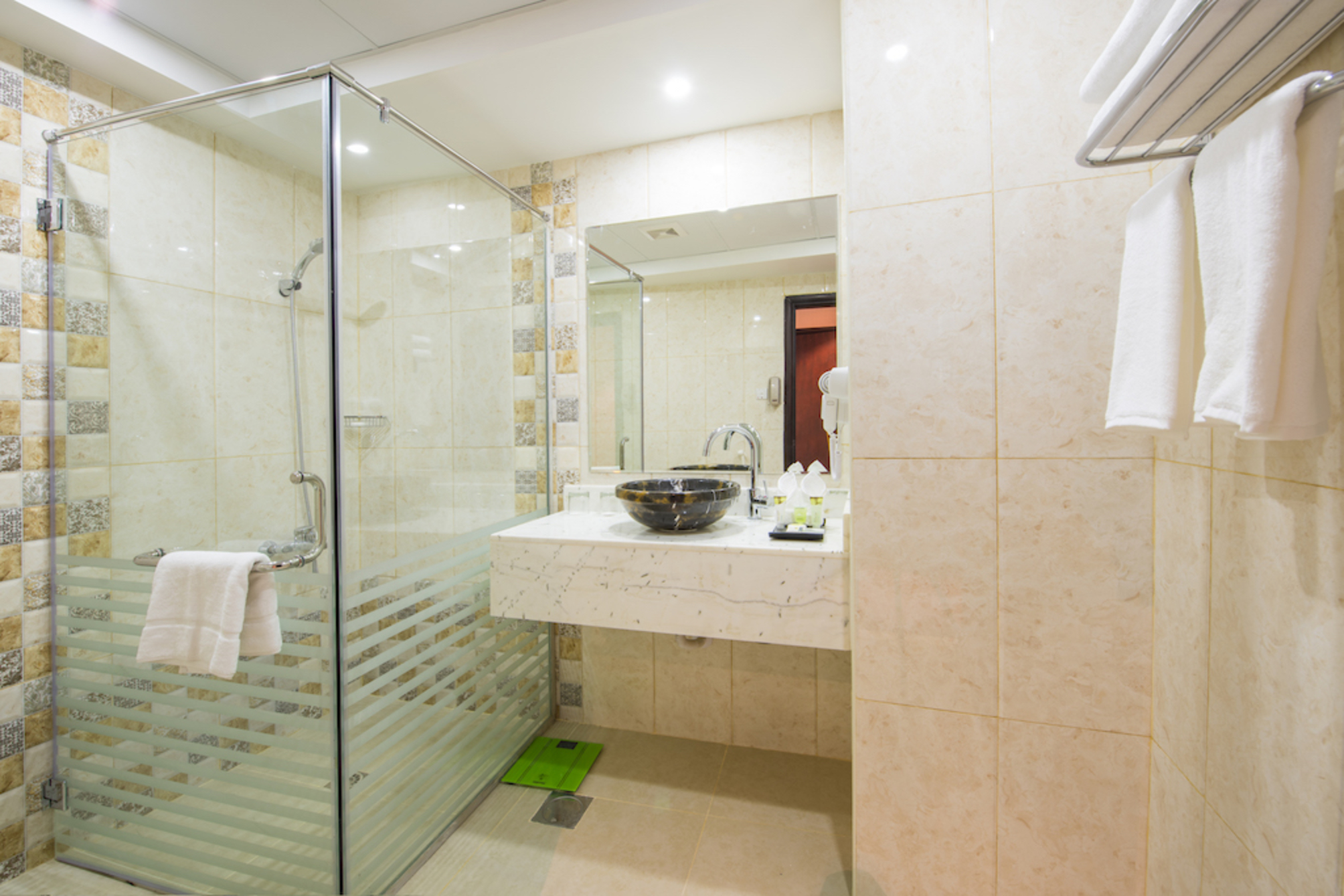 

Roma - Dubai - Royal Tulip Hotel LLC