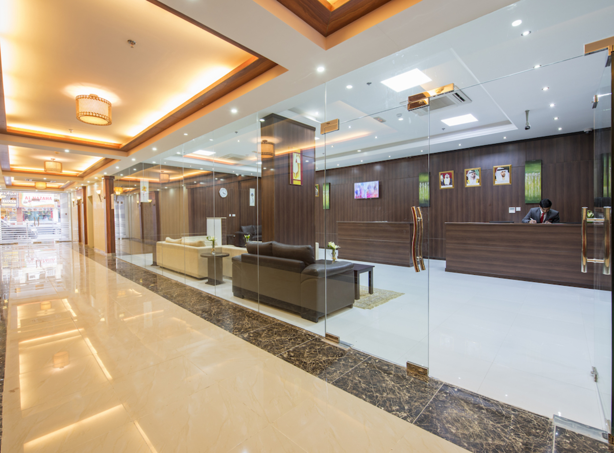 

Genova - Dubai - Royal Tulip Hotel LLC