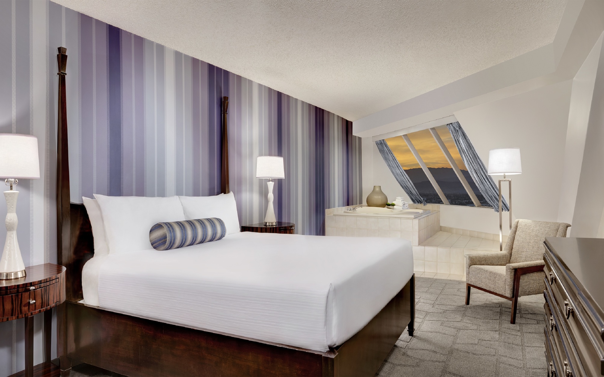 Pyramid Two Queen Corner Suite