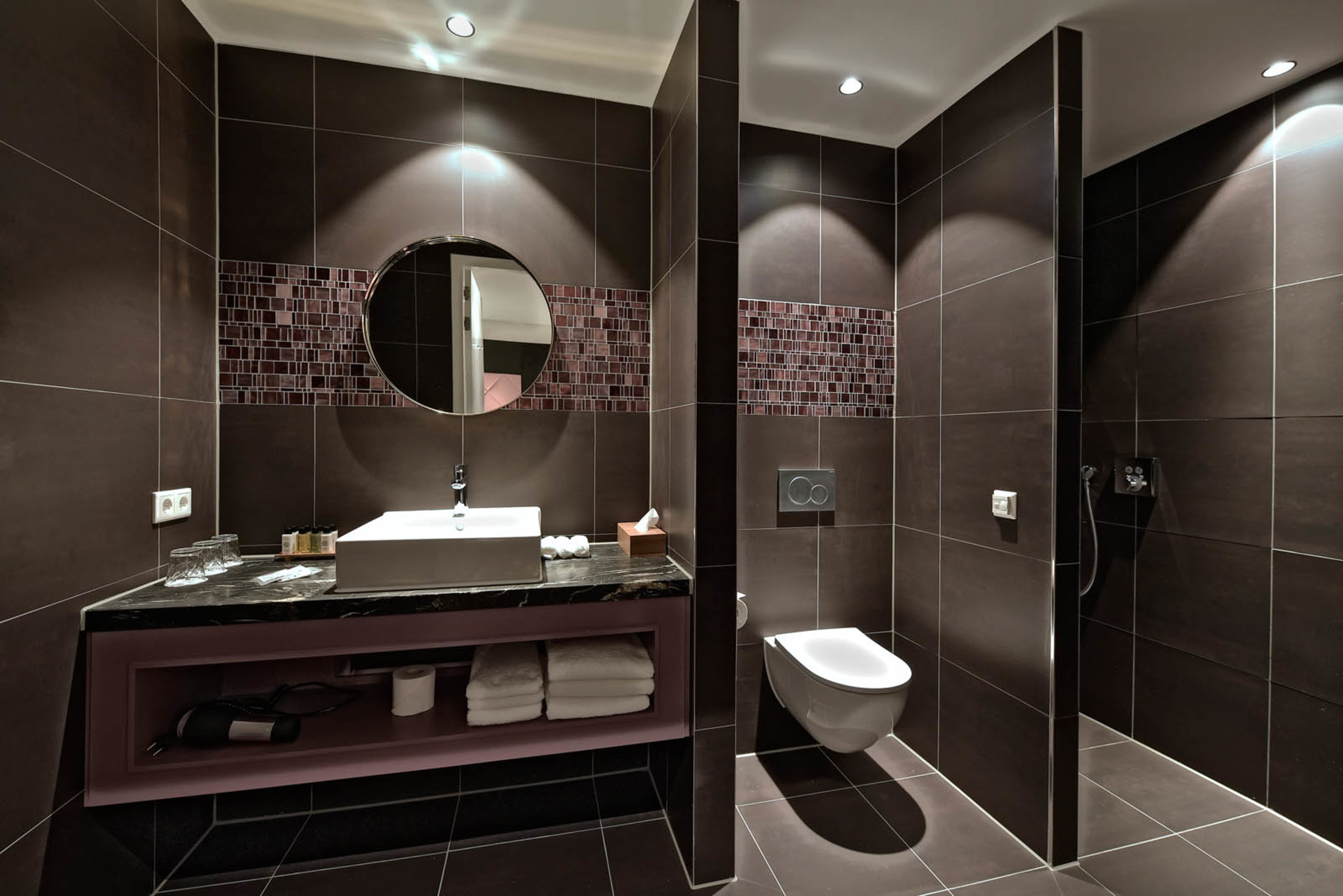 

Roma - Zaandijk - Zaan Hotel Amsterdam - Zaandam