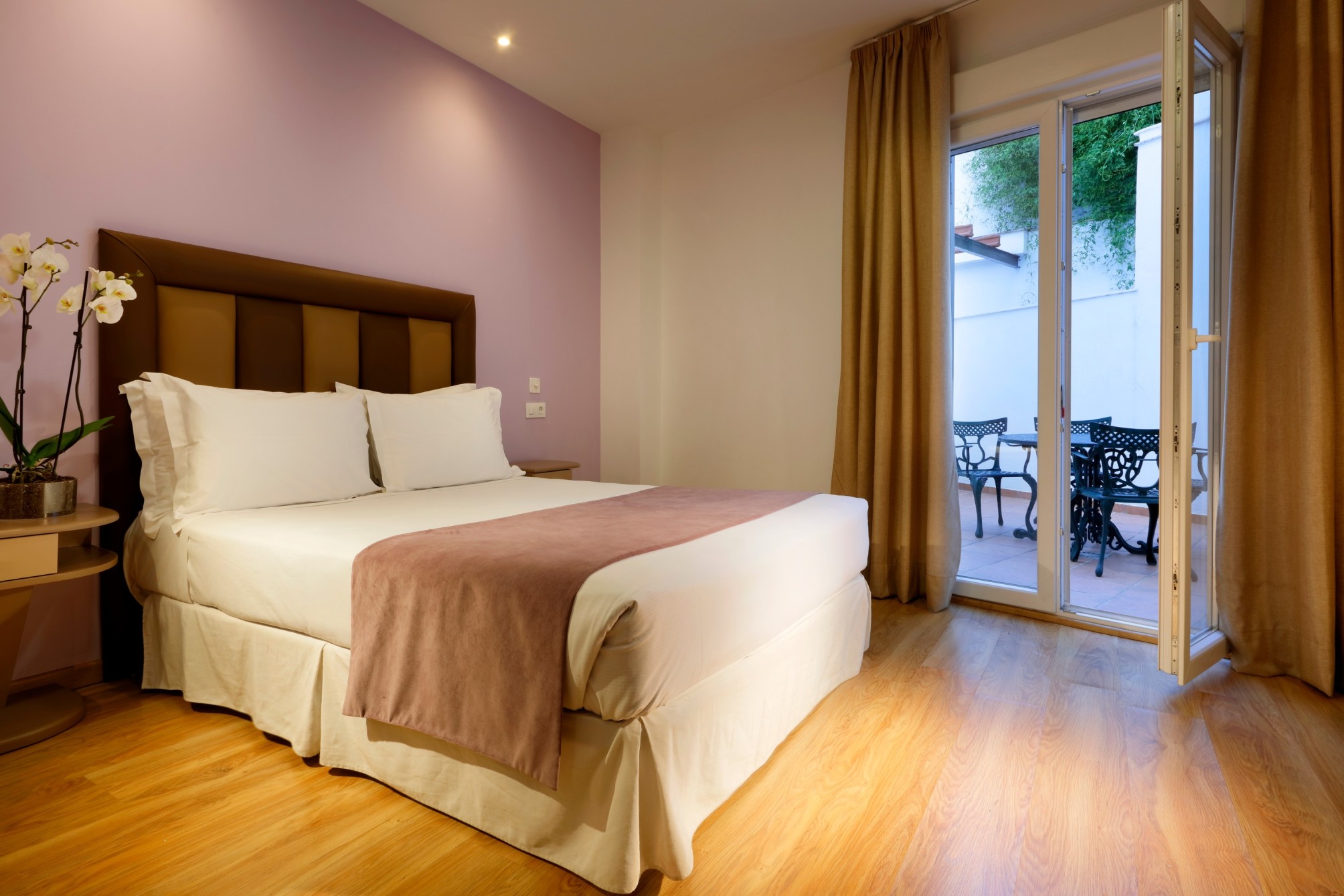 Standard double room