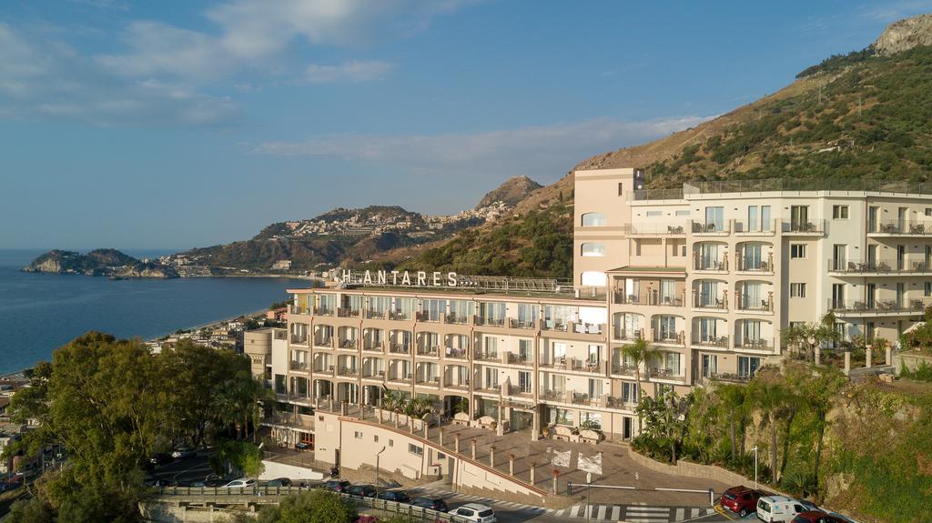 

Napoli - Sant'Alessio Siculo - Hotel Antares