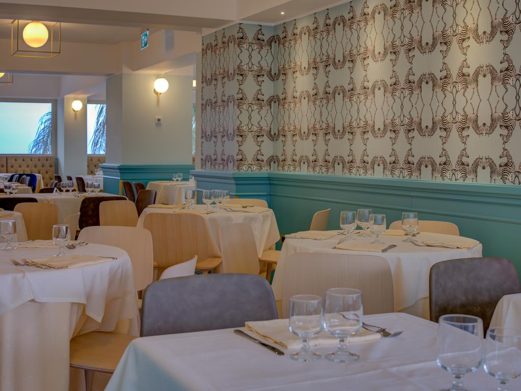 

Venezia - Sant'Alessio Siculo - Hotel Antares