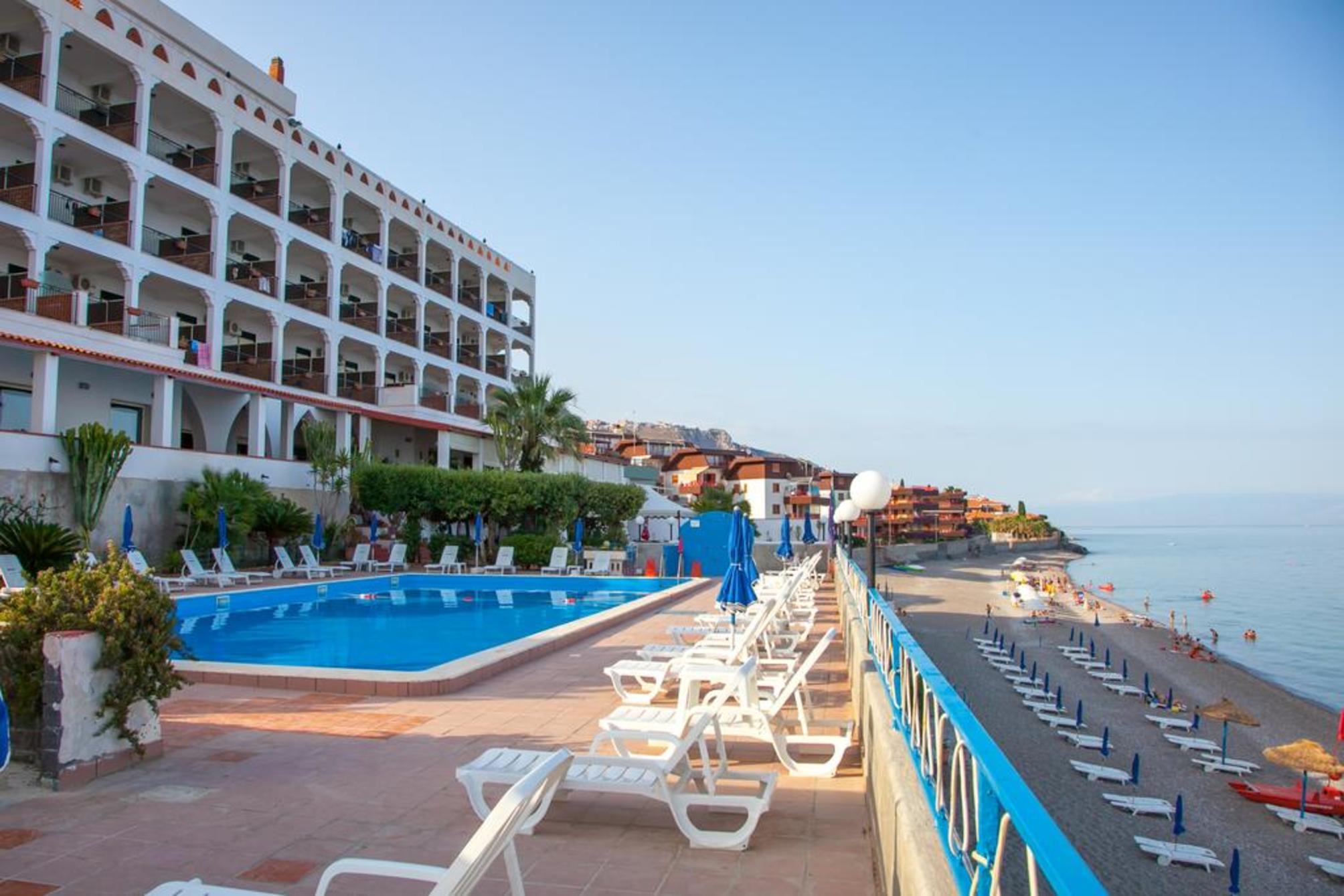 

Venezia - Sant'Alessio Siculo - Park Hotel Silemi