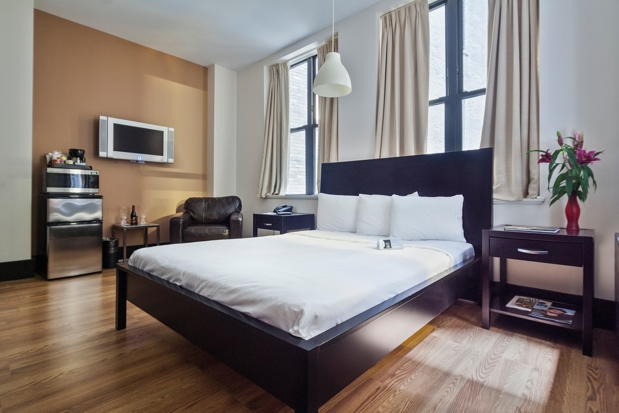 

Bologna - Brooklyn (NY) - Eurostars Wall Street