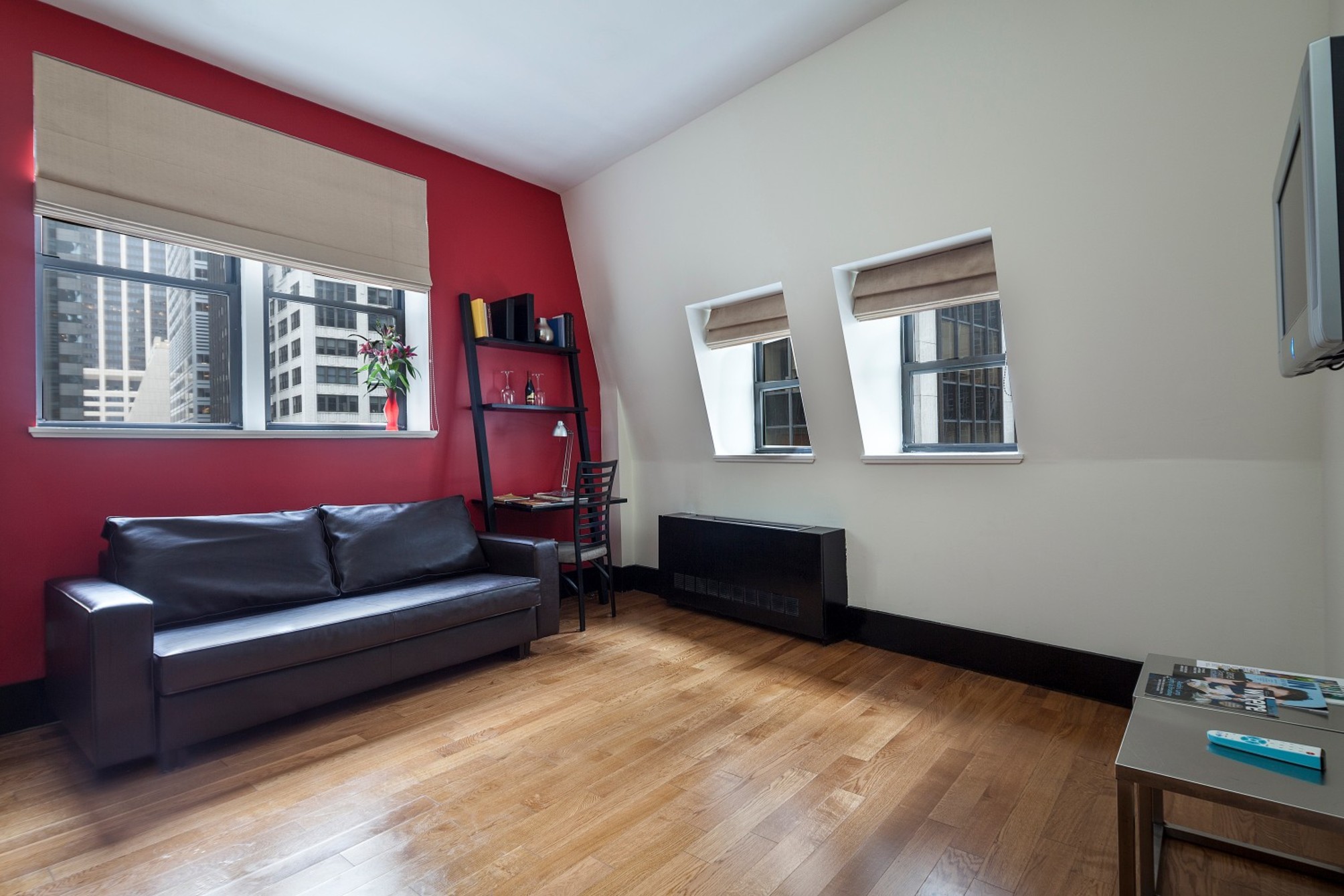 

Catania - Brooklyn (NY) - Eurostars Wall Street