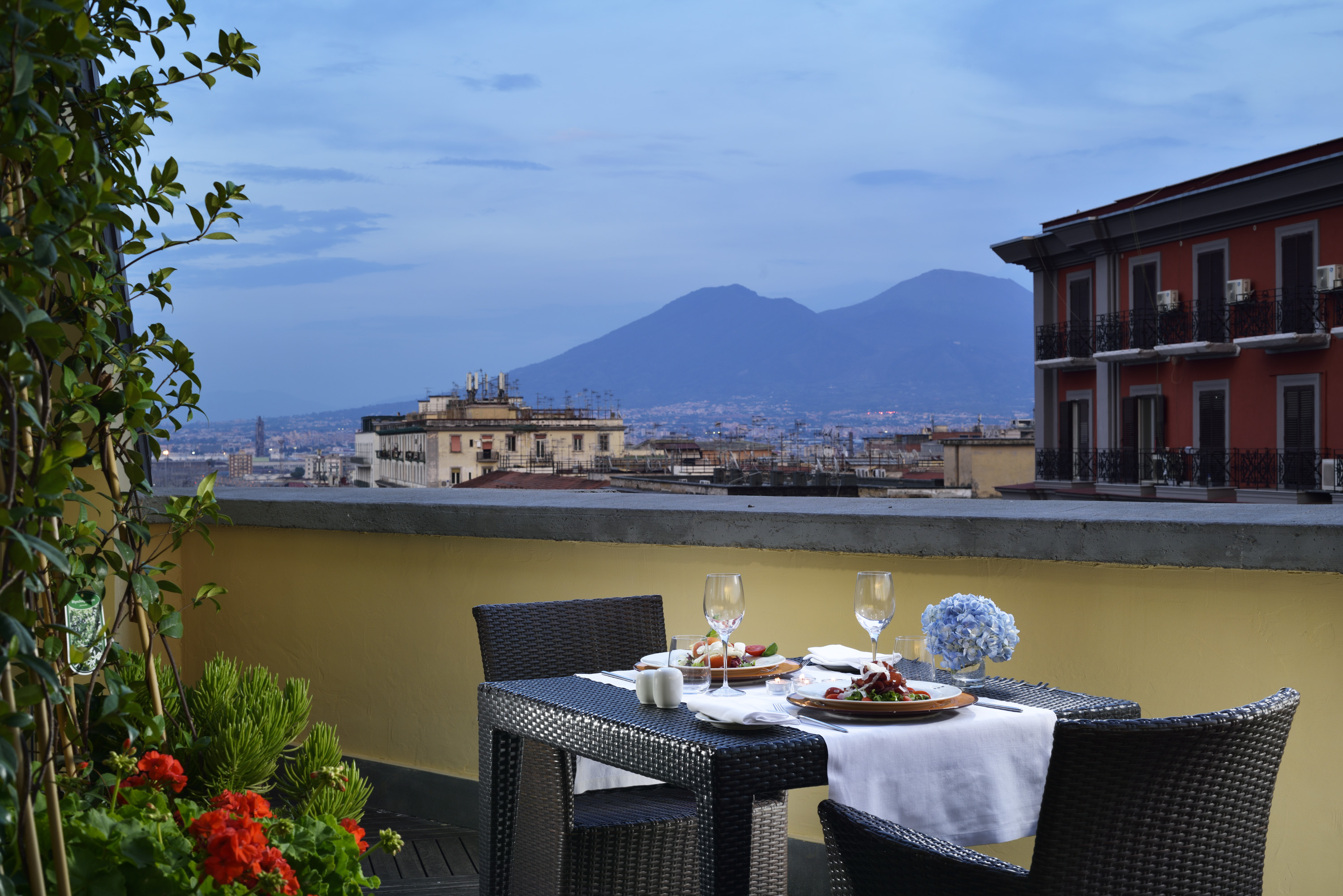 

Firenze - Costiera Amalfitana, Mare Italia - UNAHOTELS Napoli