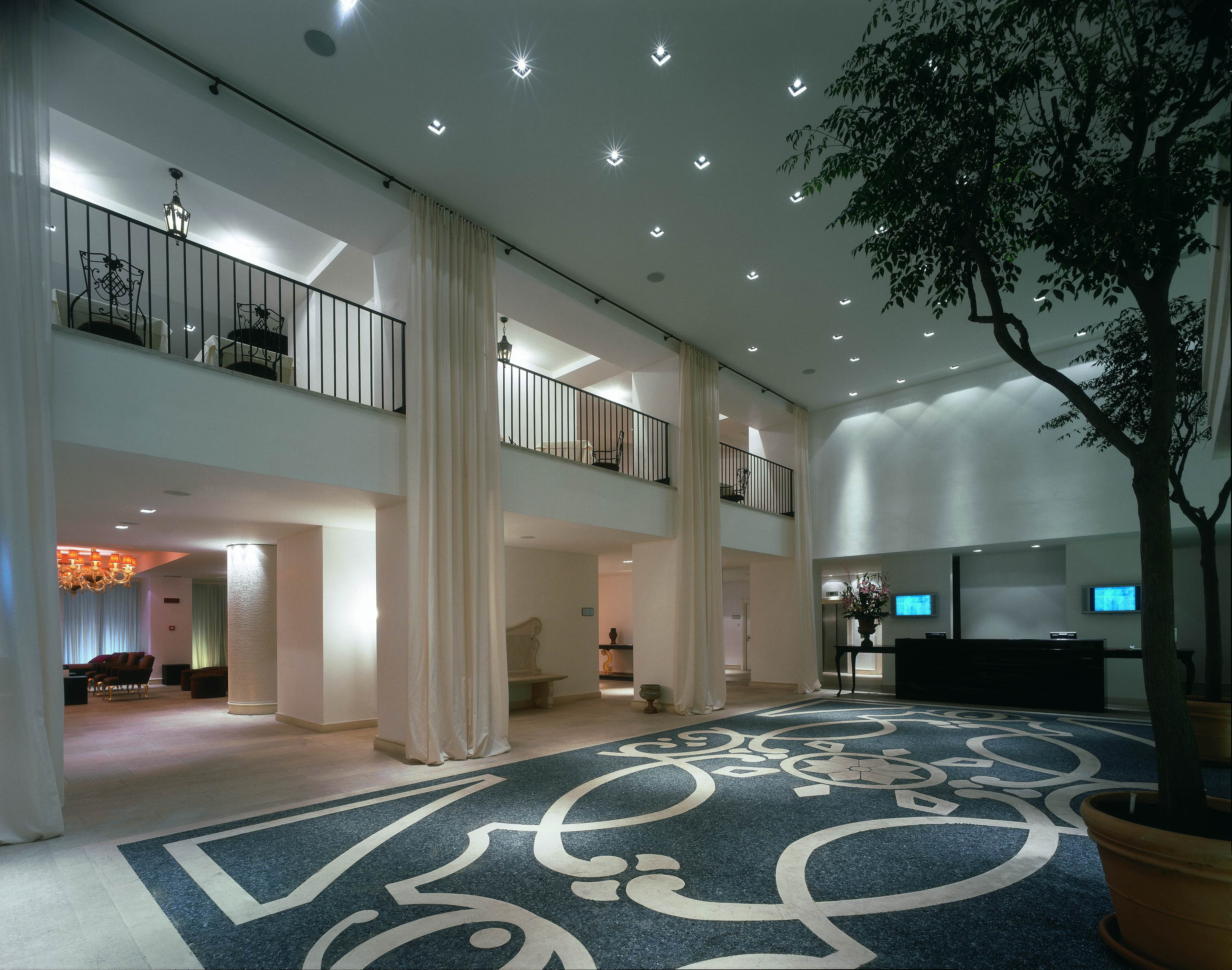 

Bologna - Costiera Amalfitana, Mare Italia - UNAHOTELS Napoli
