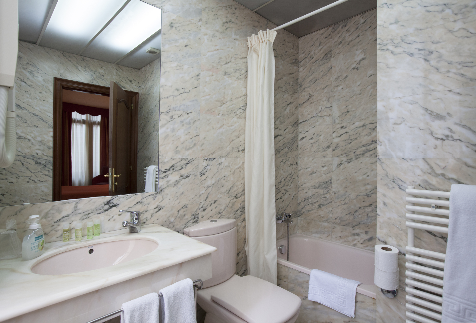

Ancona - Barcellona - Alba Hotel