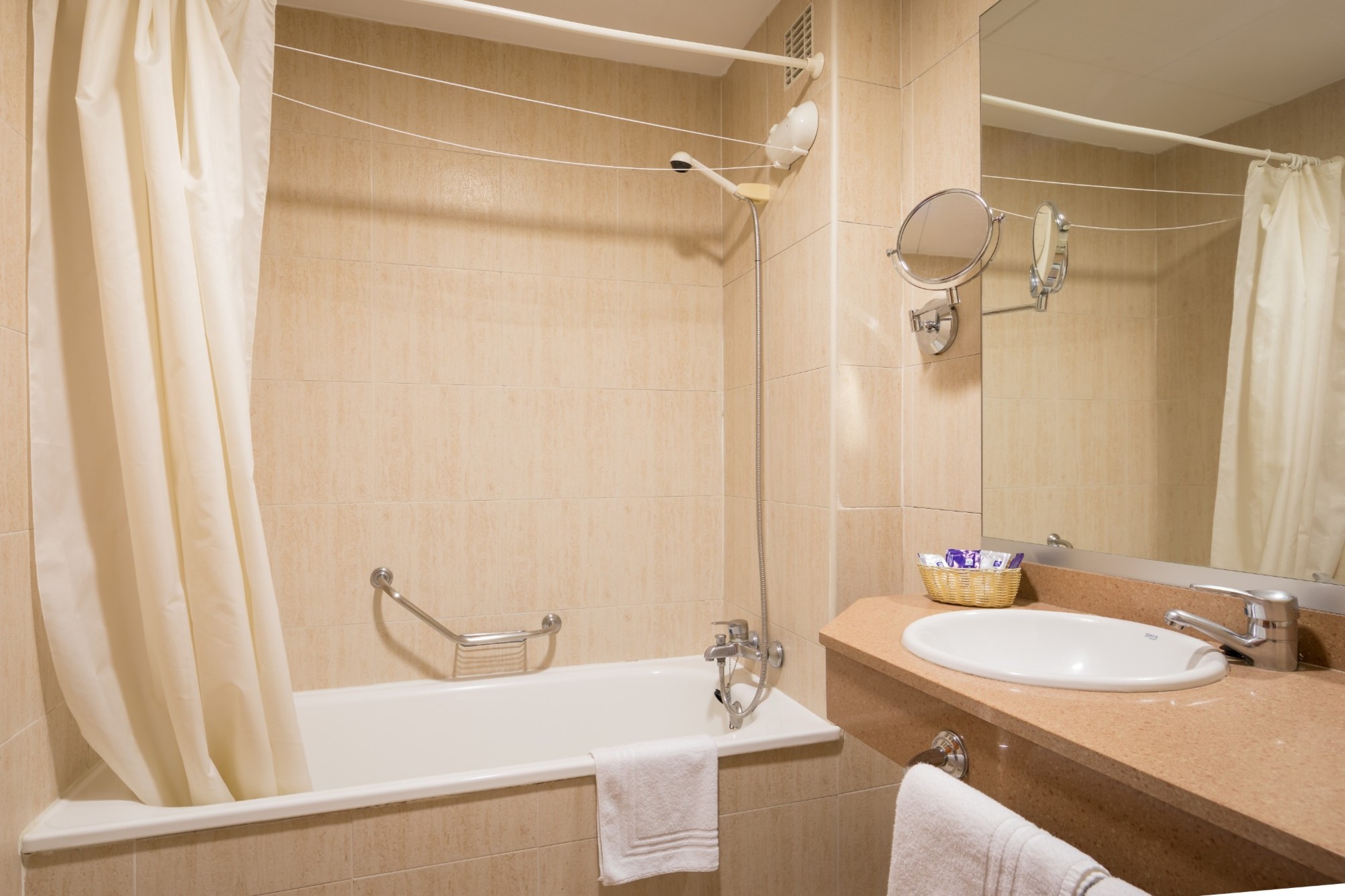 

Milano - Costa Brava, Spagna - htop Royal Star & SPA #htopFun