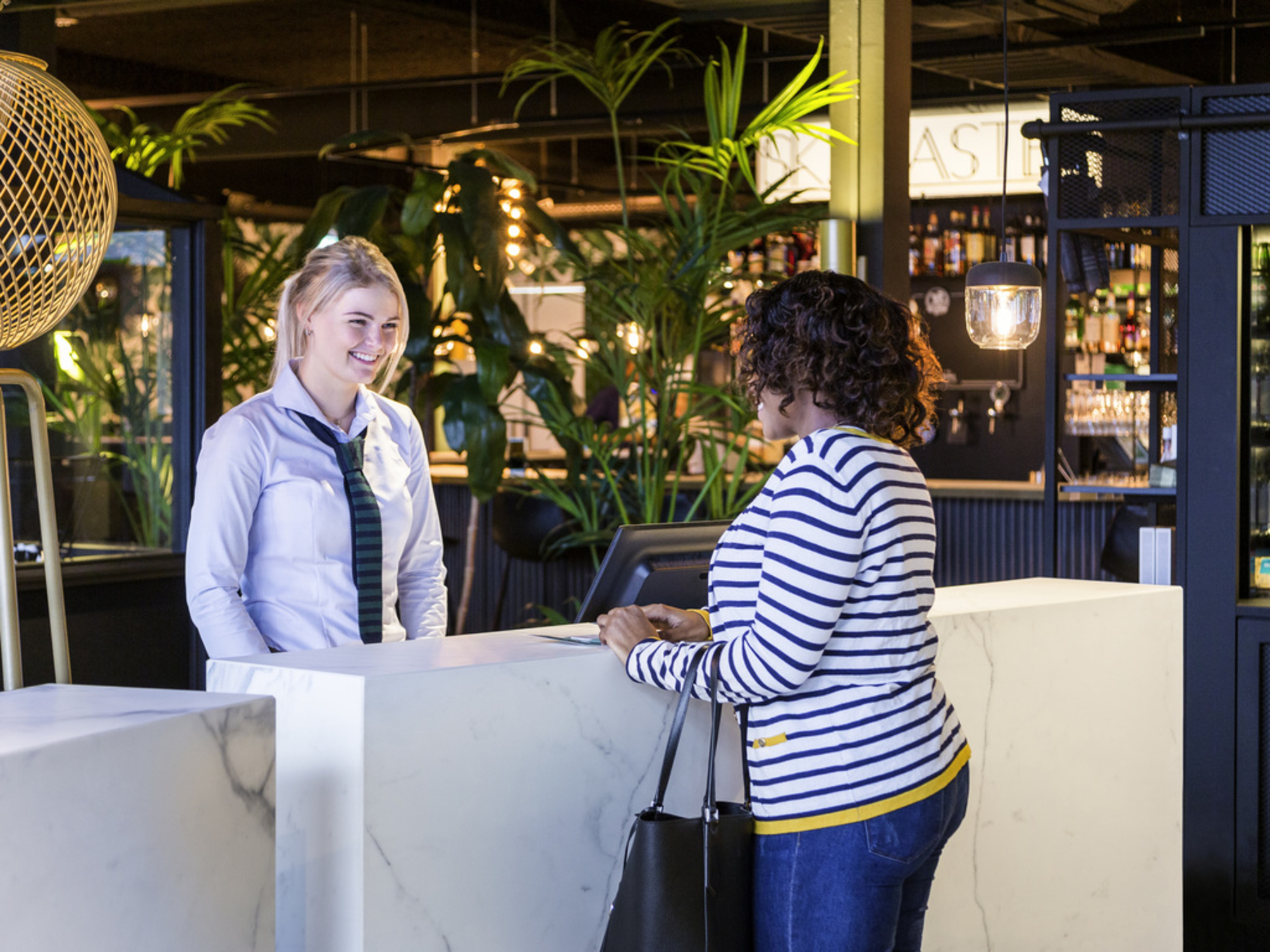 

Napoli - Uithoorn - ibis Styles Amsterdam Airport