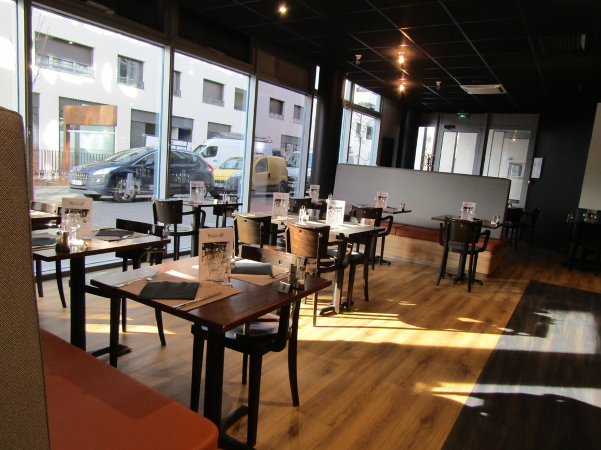 

Milano - Épinay-sur-Orge - ibis Styles Massy Opéra