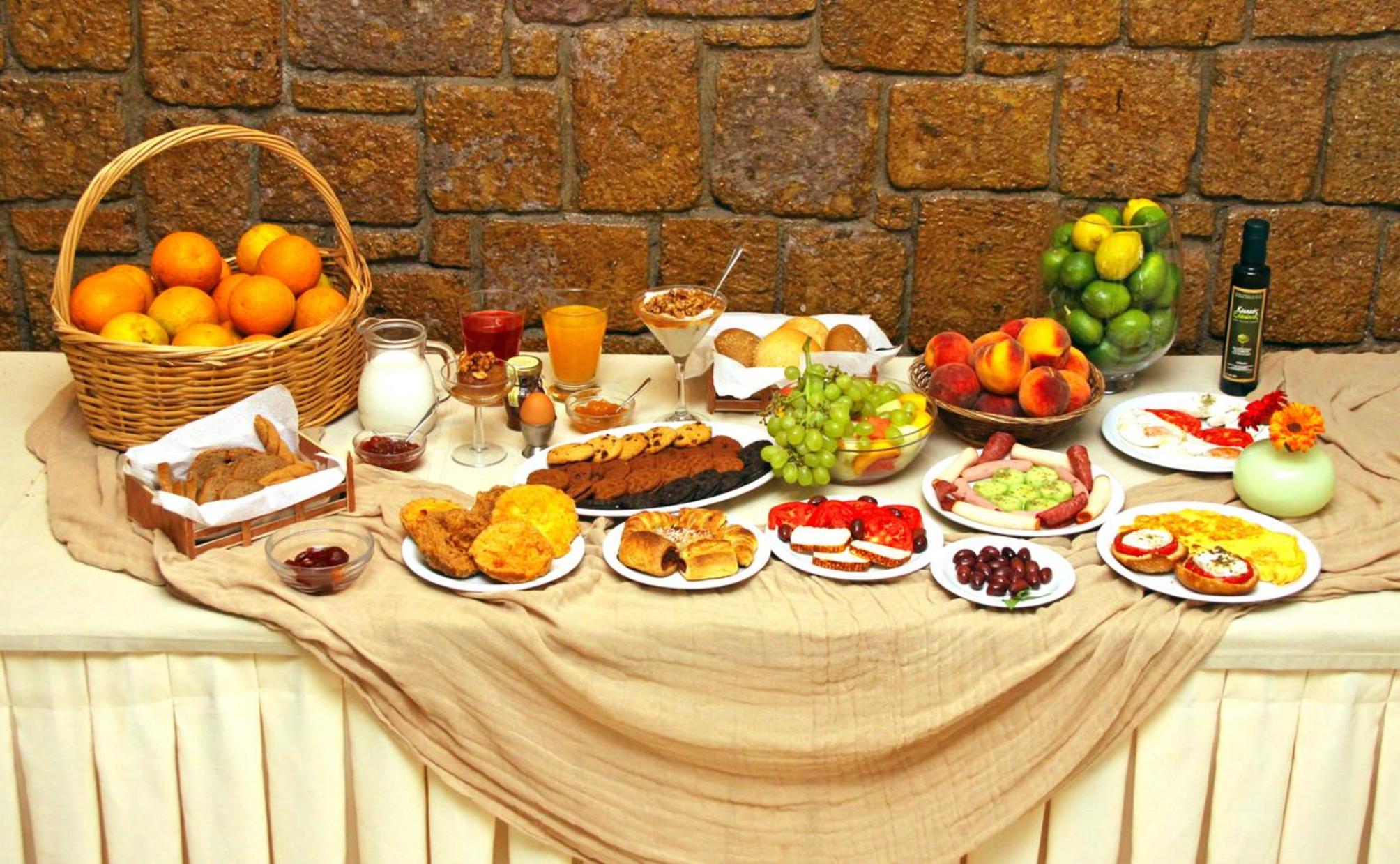 

Bologna - Tigaki - Saint Constantine Hotel