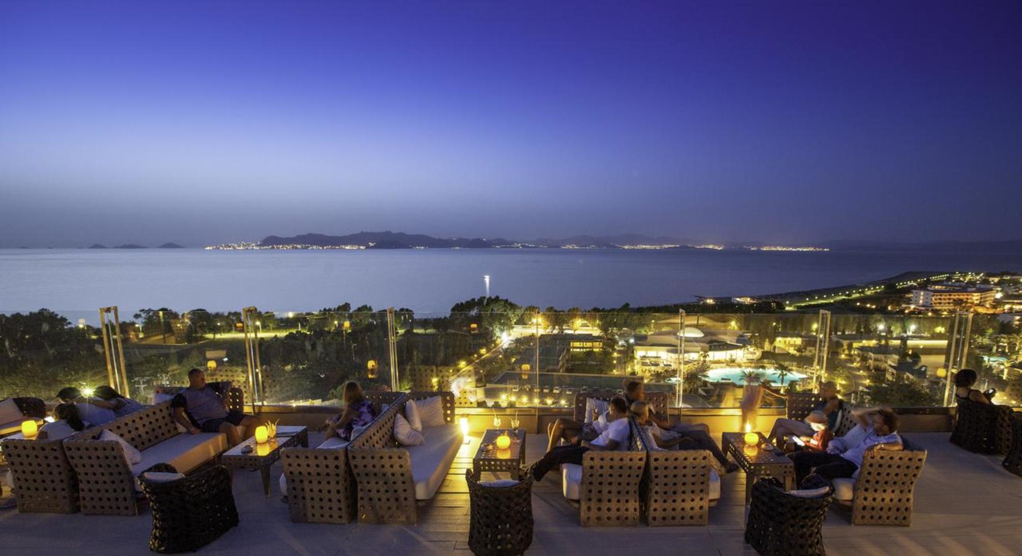

Genova - Agios Fokas - Kipriotis Panorama Hotel & Suites