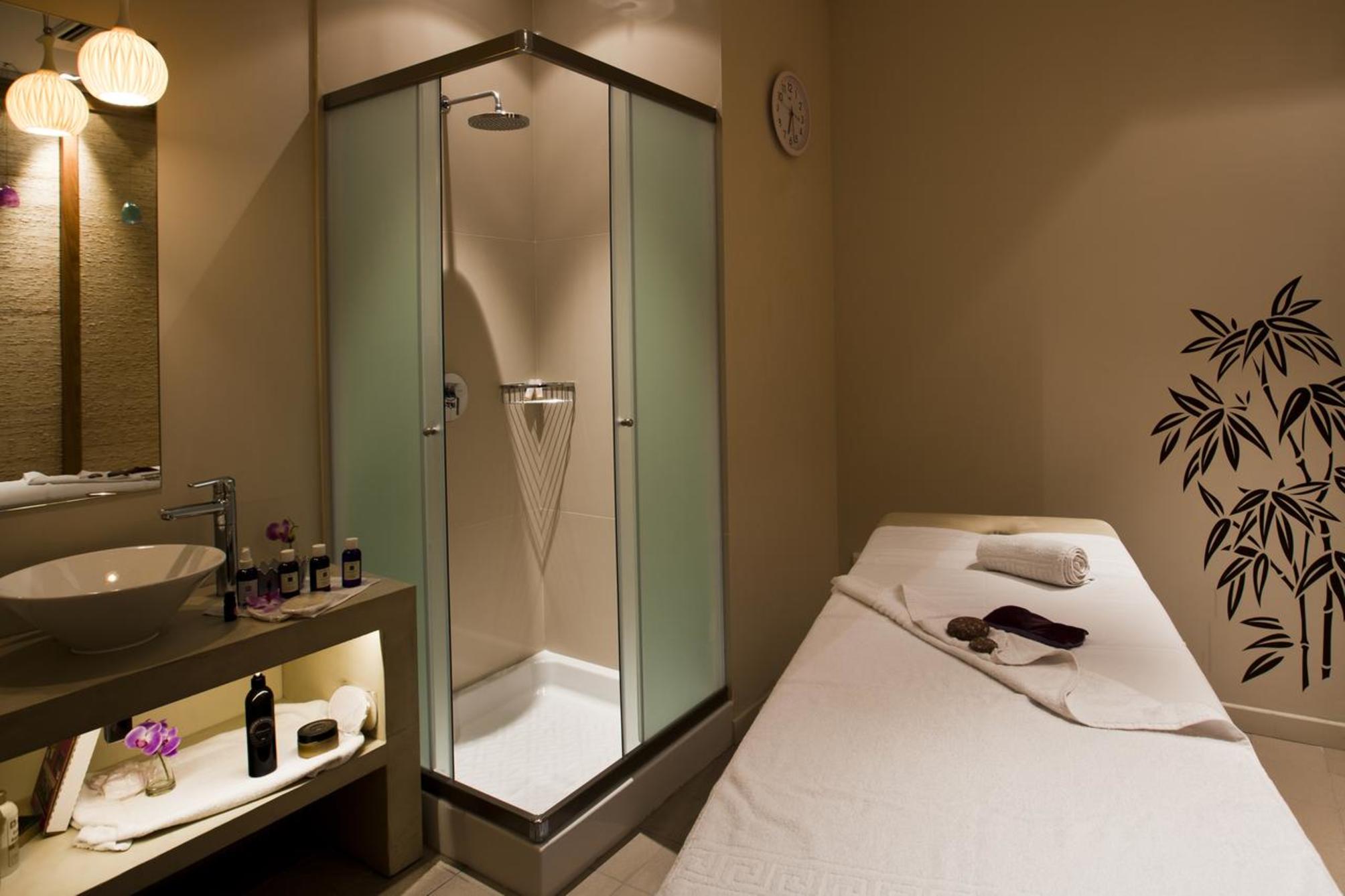 

Milano - Agios Fokas - Kipriotis Panorama Hotel & Suites