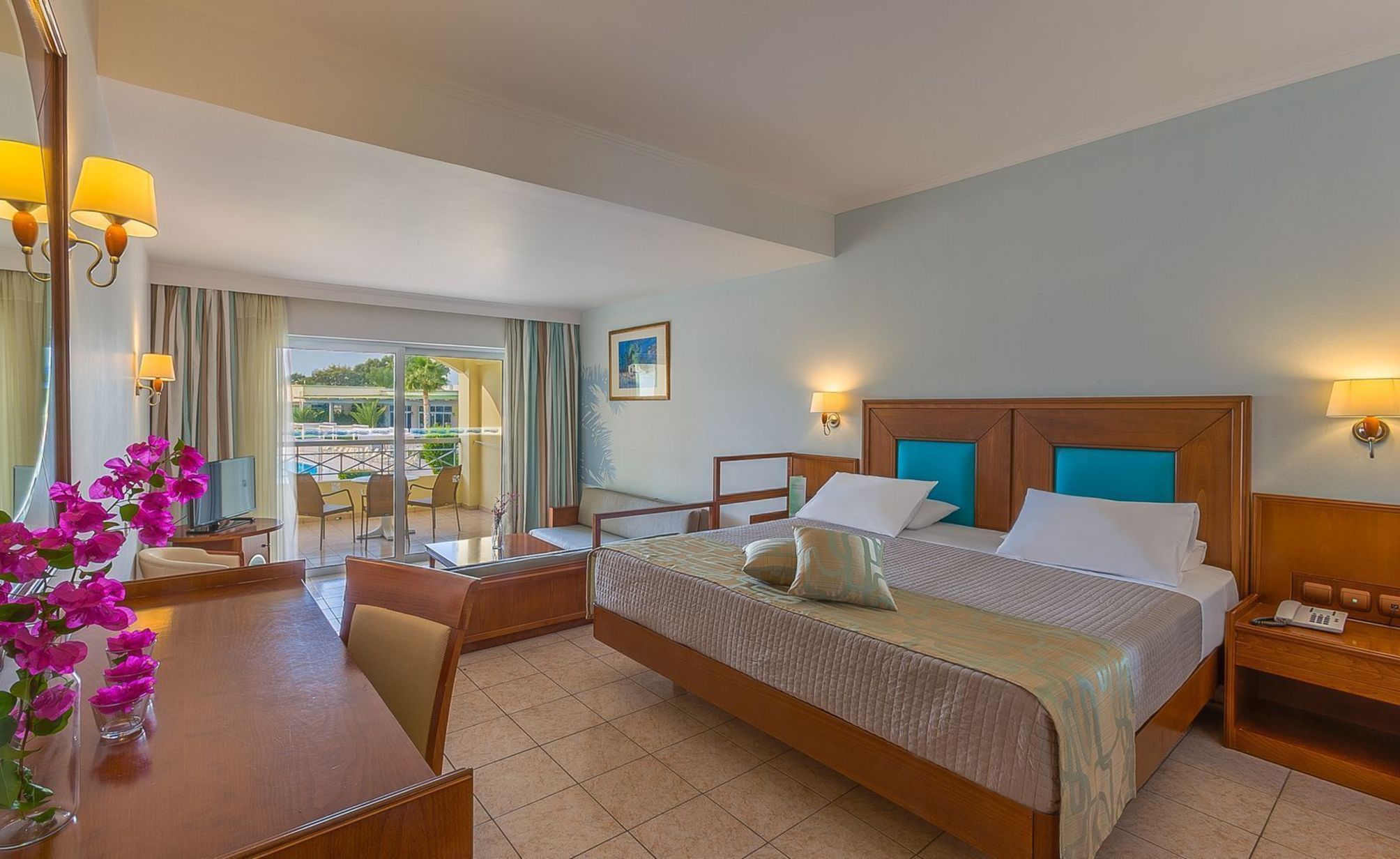 

Verona - Agios Fokas - Kipriotis Maris Suites