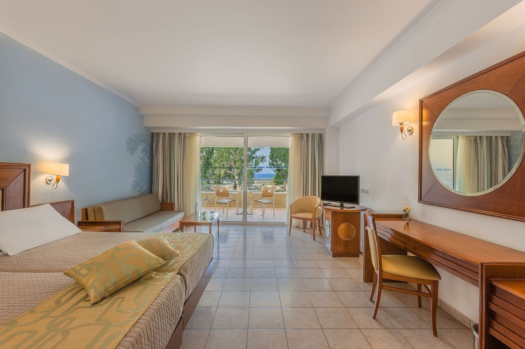 

Bari - Agios Fokas - Kipriotis Maris Suites