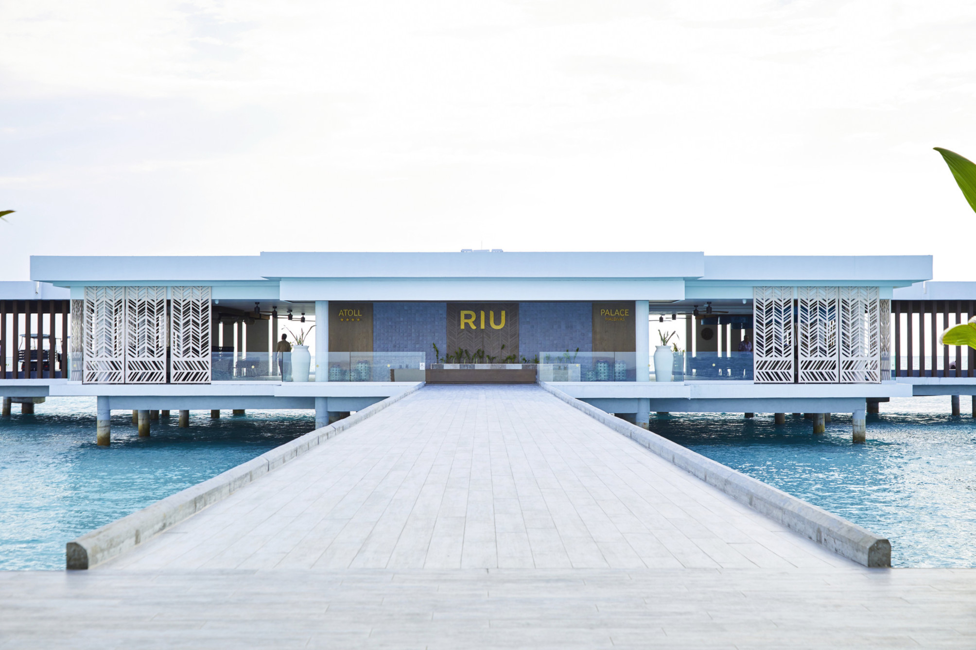 

Roma - Atollo di Dhaalu - Riu Atoll Maldives - 24 hours All-Inclusive