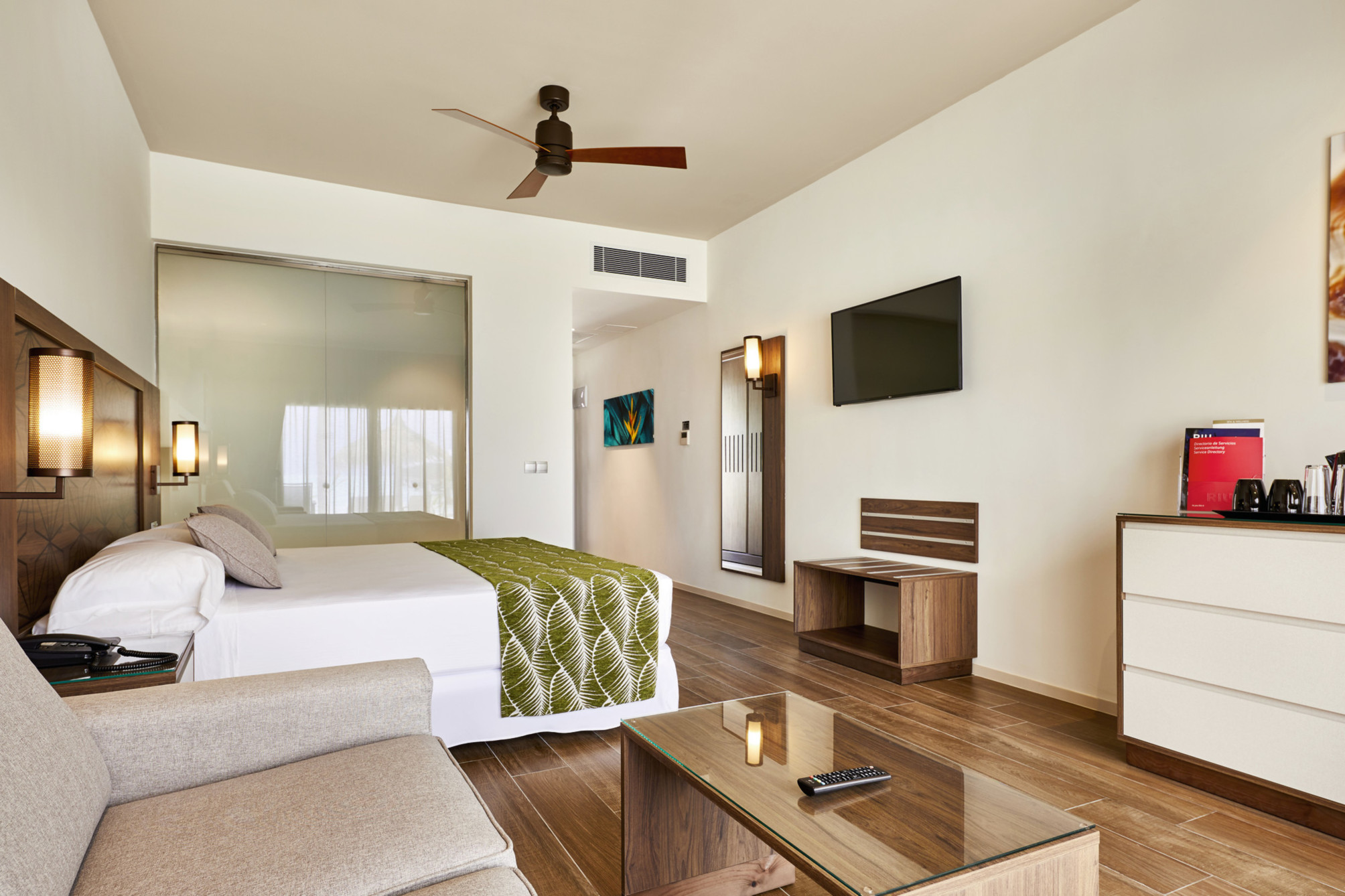 

Roma - Atollo di Dhaalu - Riu Atoll Maldives - 24 hours All-Inclusive