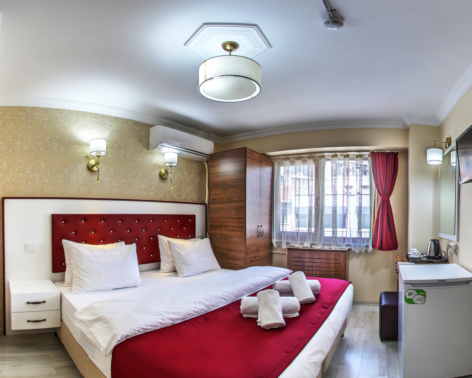 

Roma - Istanbul - Cihangir Palace Hotel