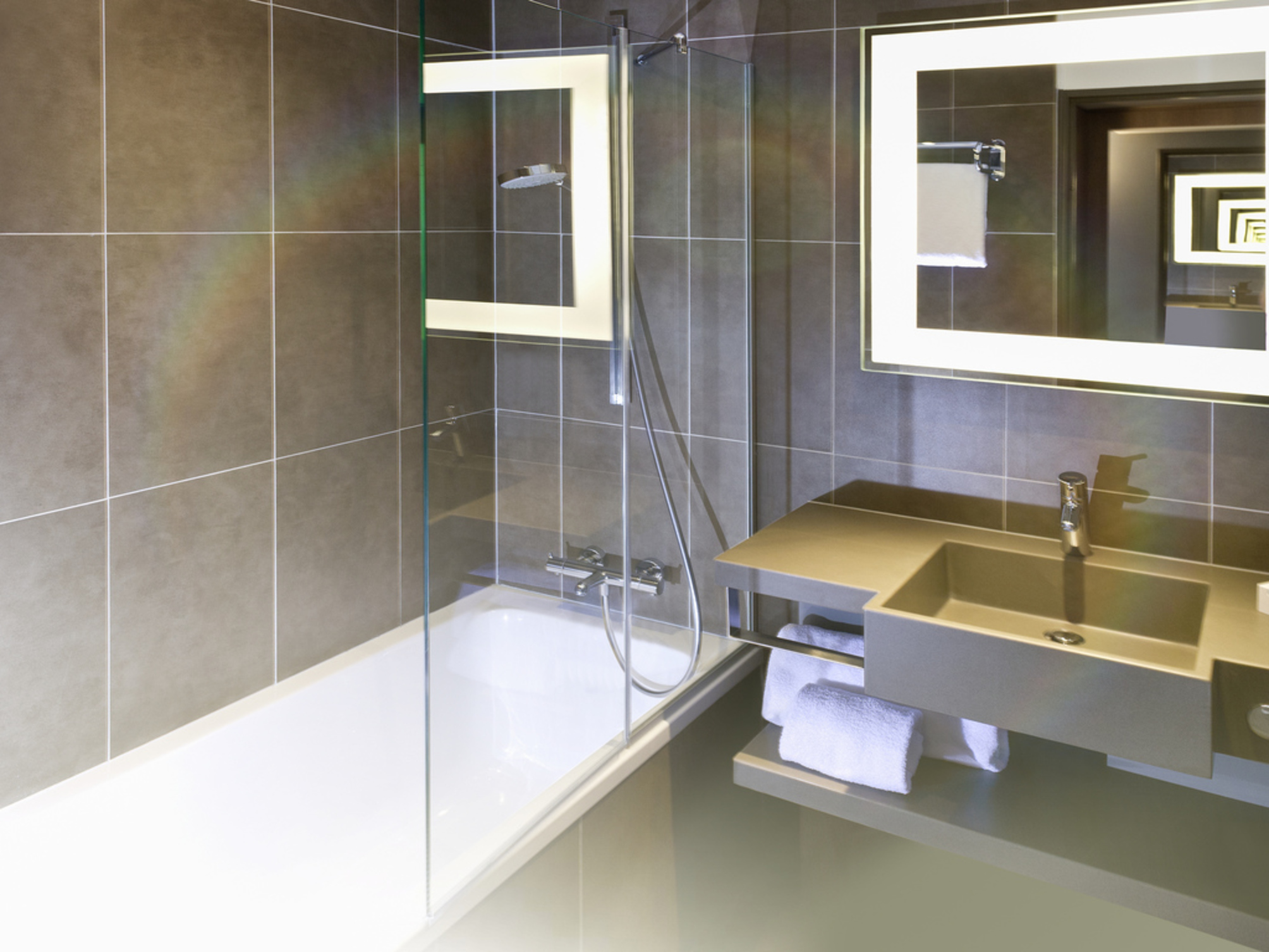 

Verona - Dubai - Novotel Bur Dubai - Healthcare City