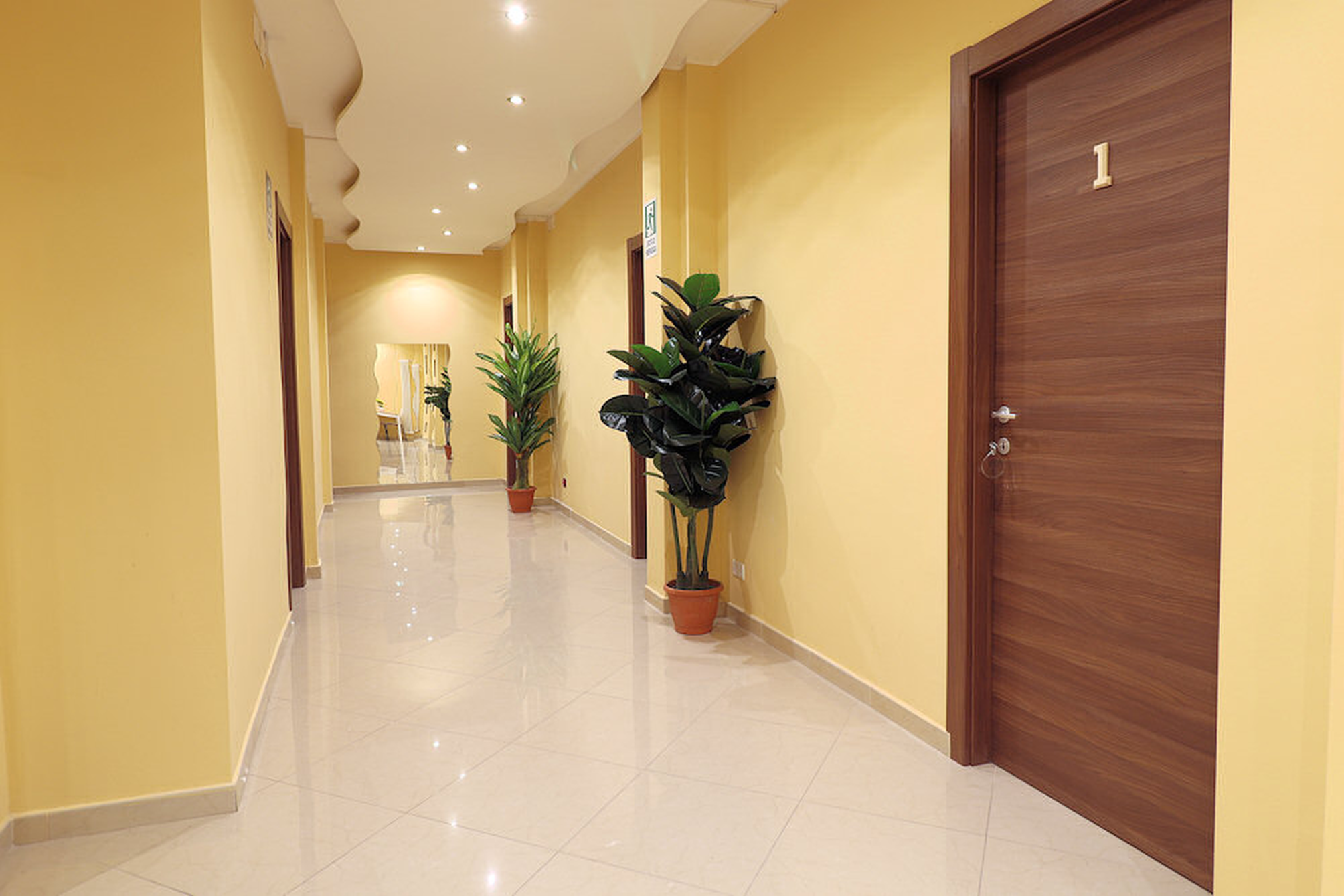 

Bari - Milano - Golden Milano Hotel
