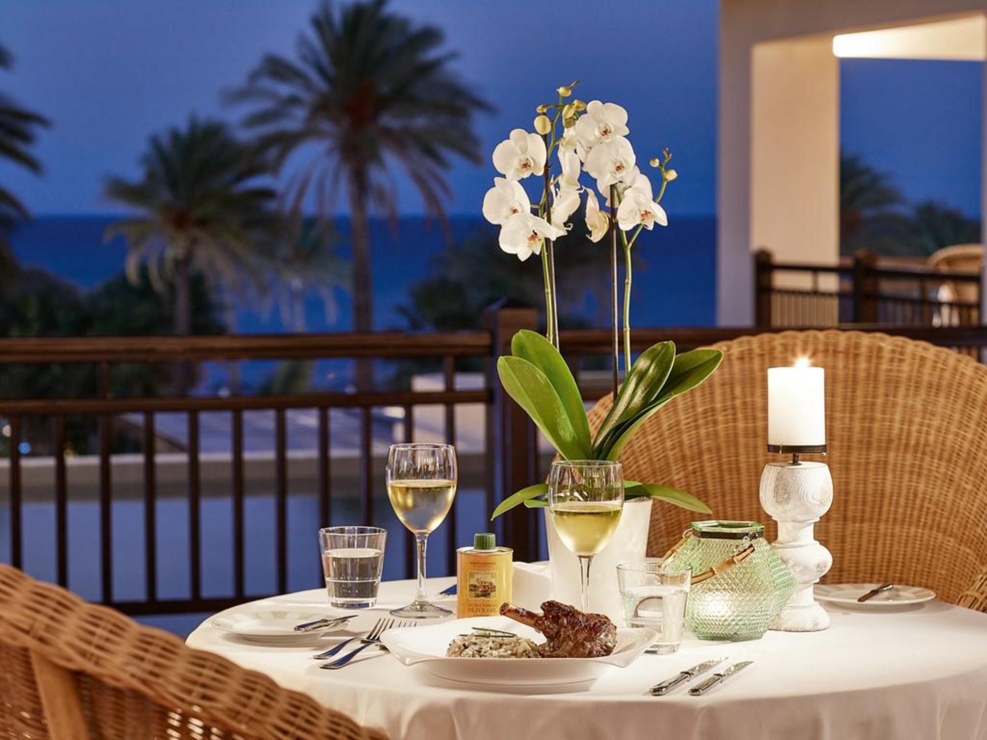 

Brindisi - Agios Fokas - Grecotel LUXME Kos