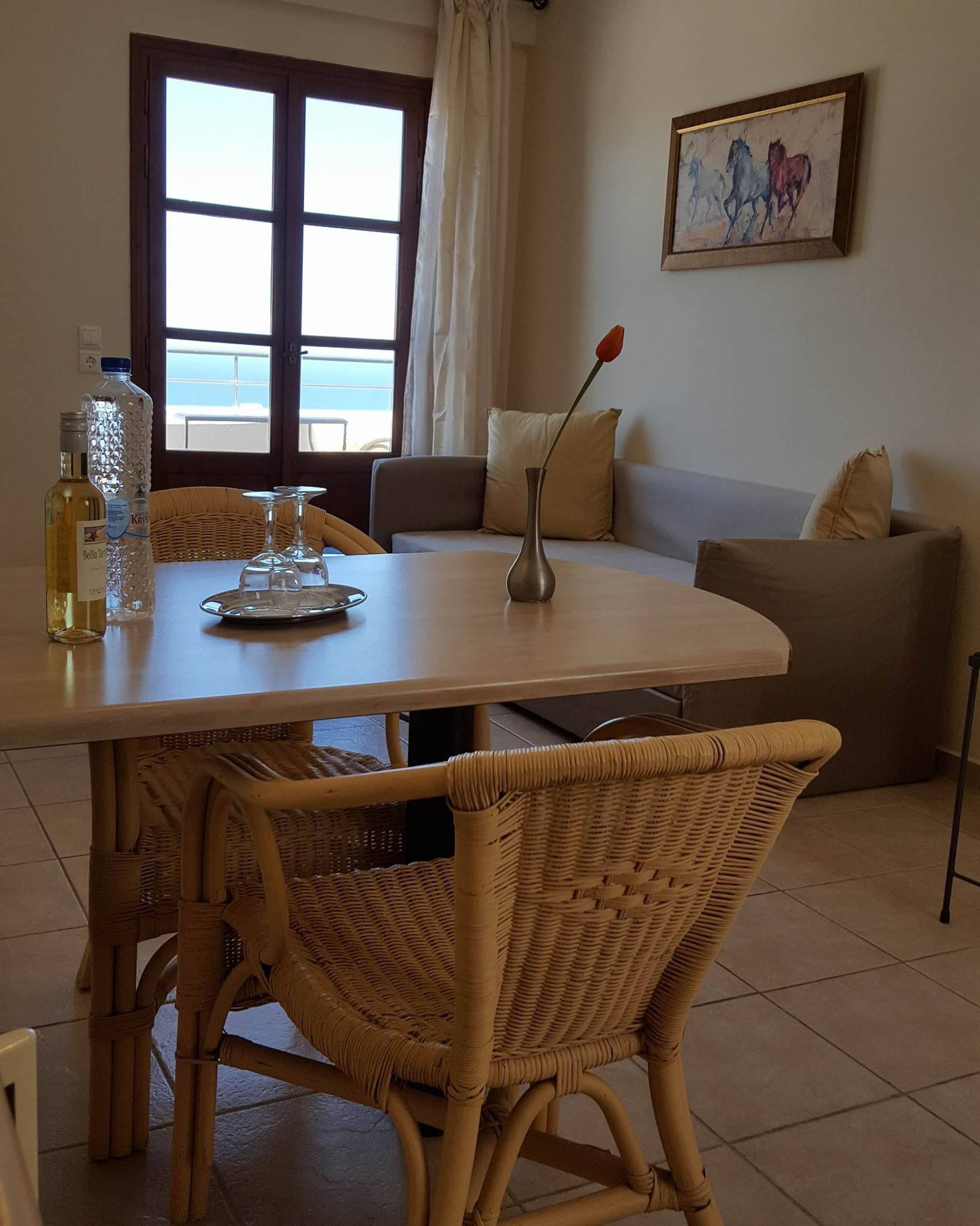 

Trieste - Malia - Amazones Village Suites