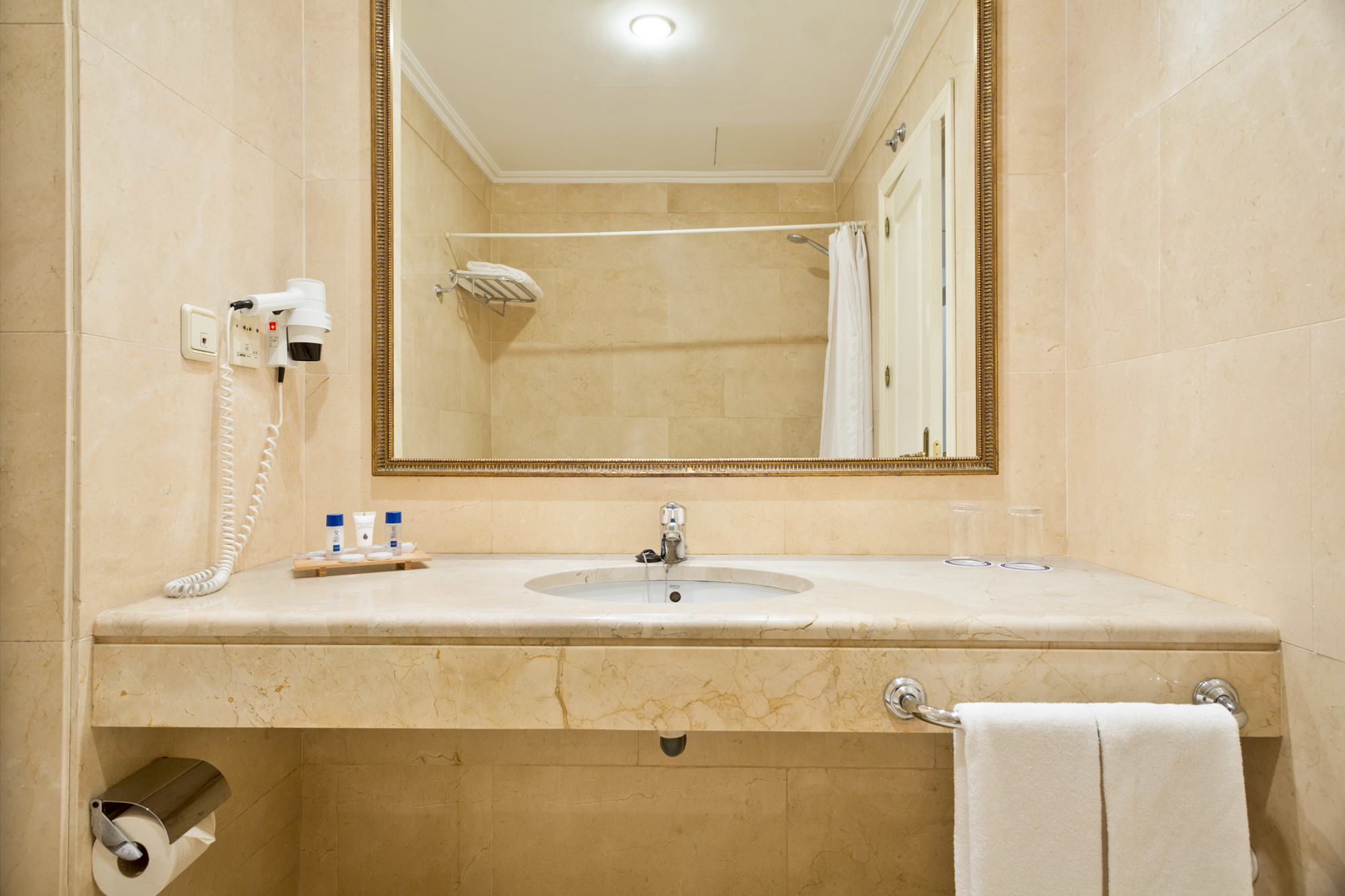 

Venezia - Aeroporto di Madrid - Hotel Best Osuna