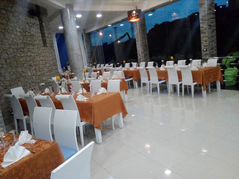 

Milano - Isola di Sao Vincente, Capo Verde - Mindel Hotel