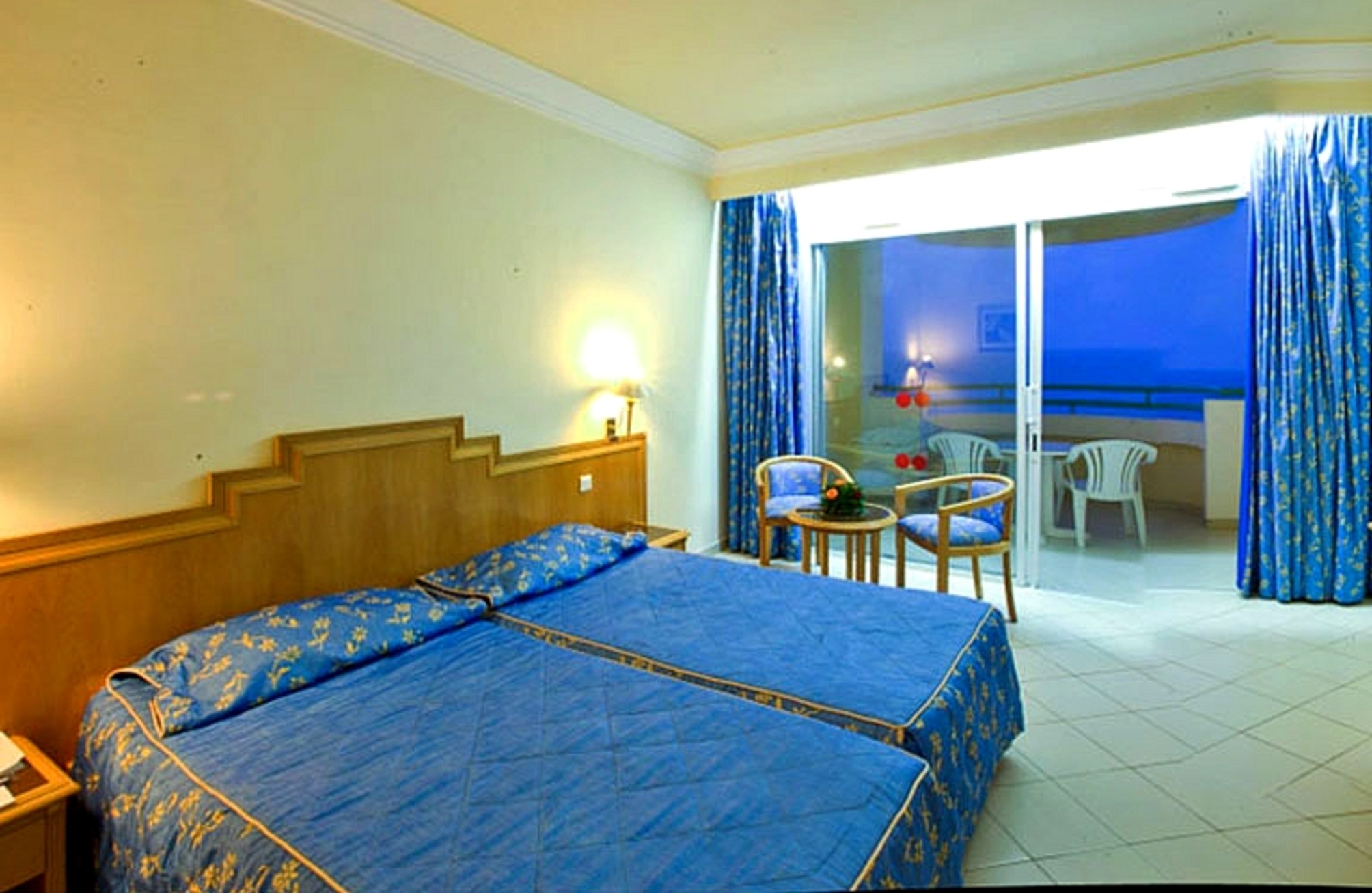 

Bari - Yasmine Hammamet - El Mouradi El Menzah