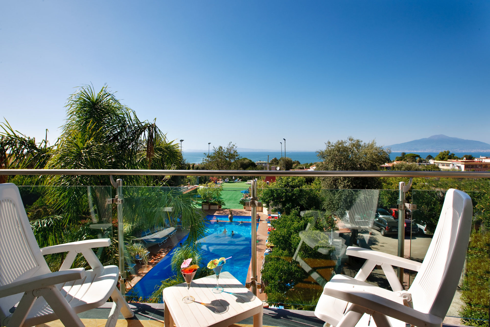 

Milano - Massa Lubrense - Hotel Gardenia Sorrento