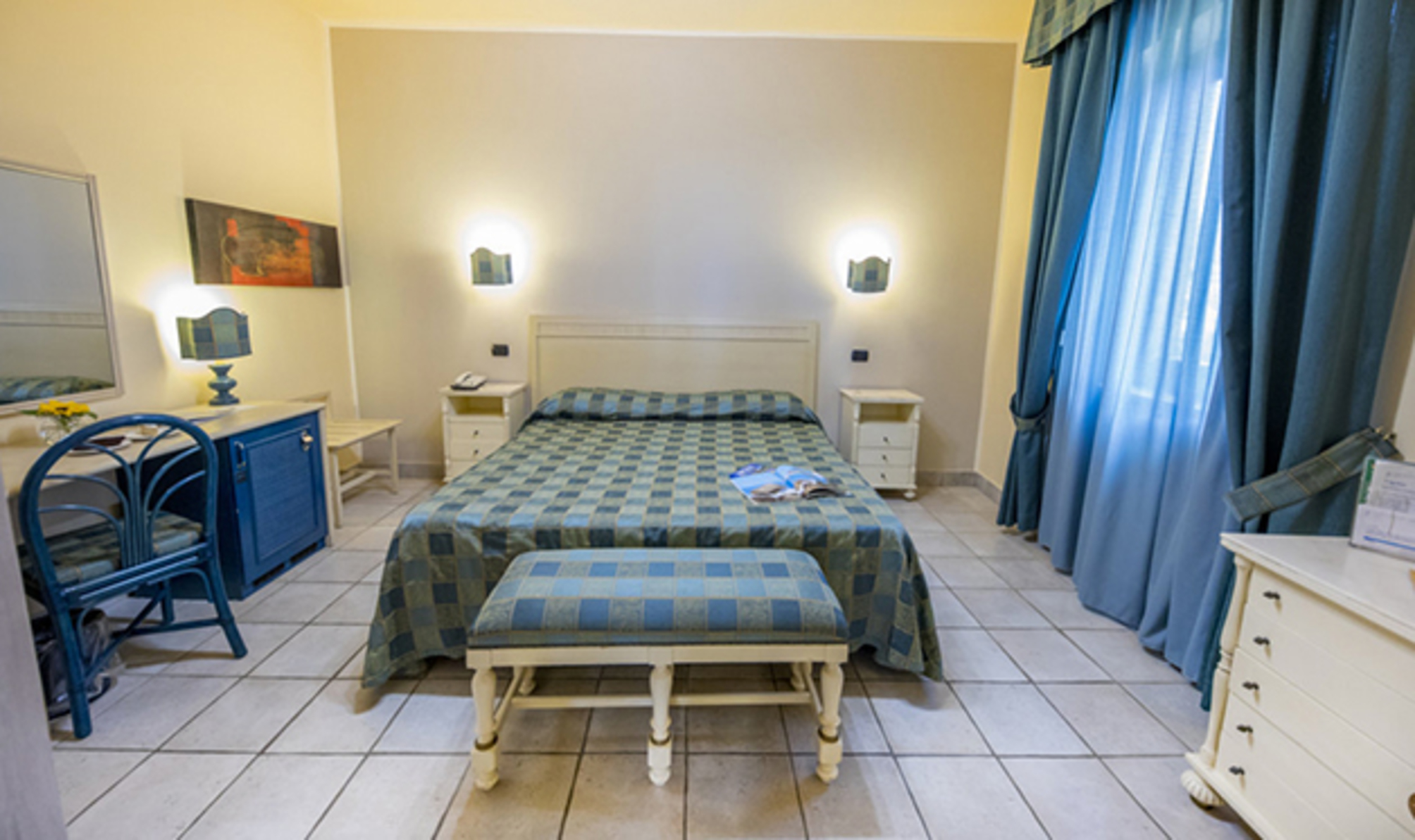 

Milano - Campofelice di Roccella - Hotel Baia Del Capitano