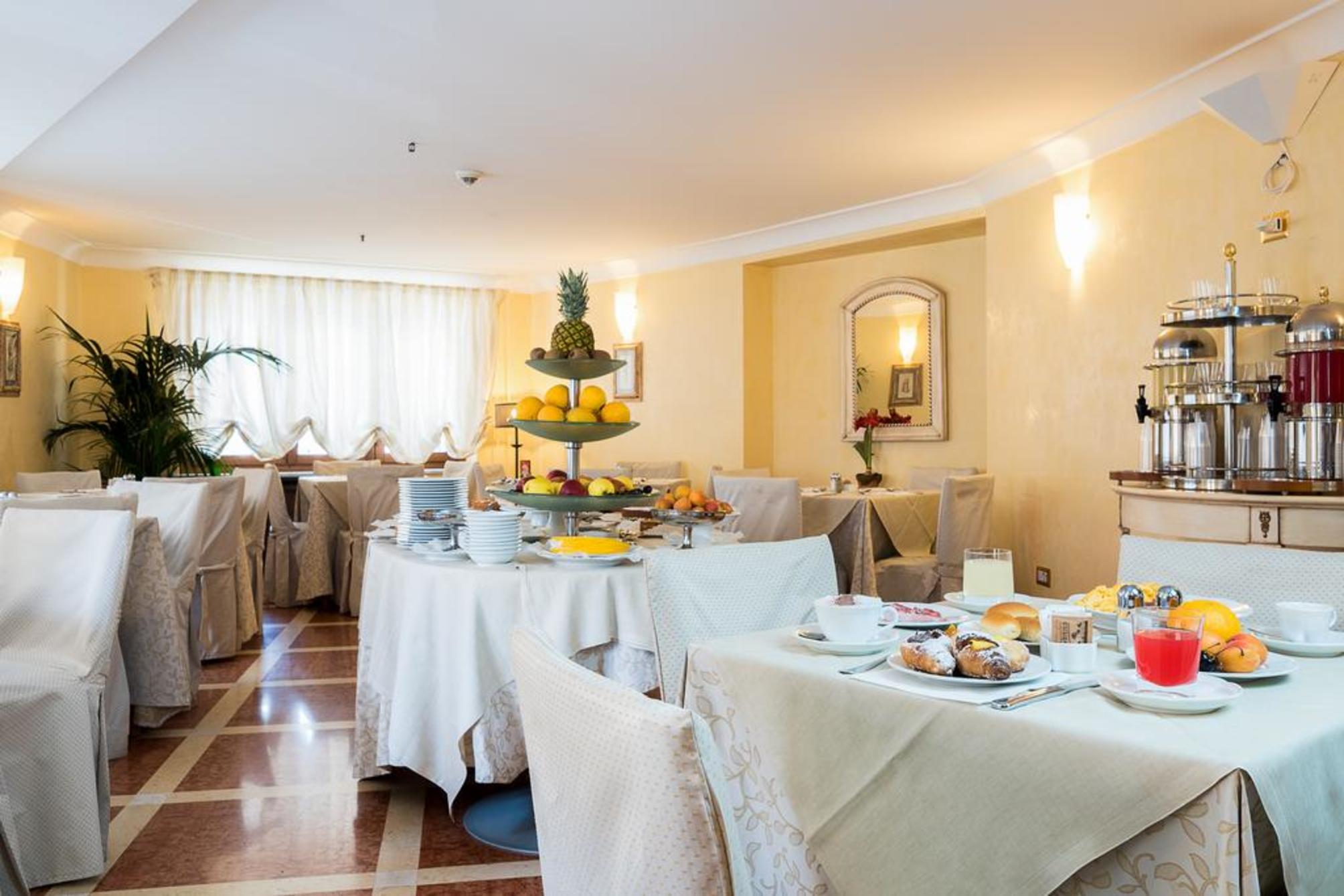 

Verona - Mondello - Hotel Vecchio Borgo